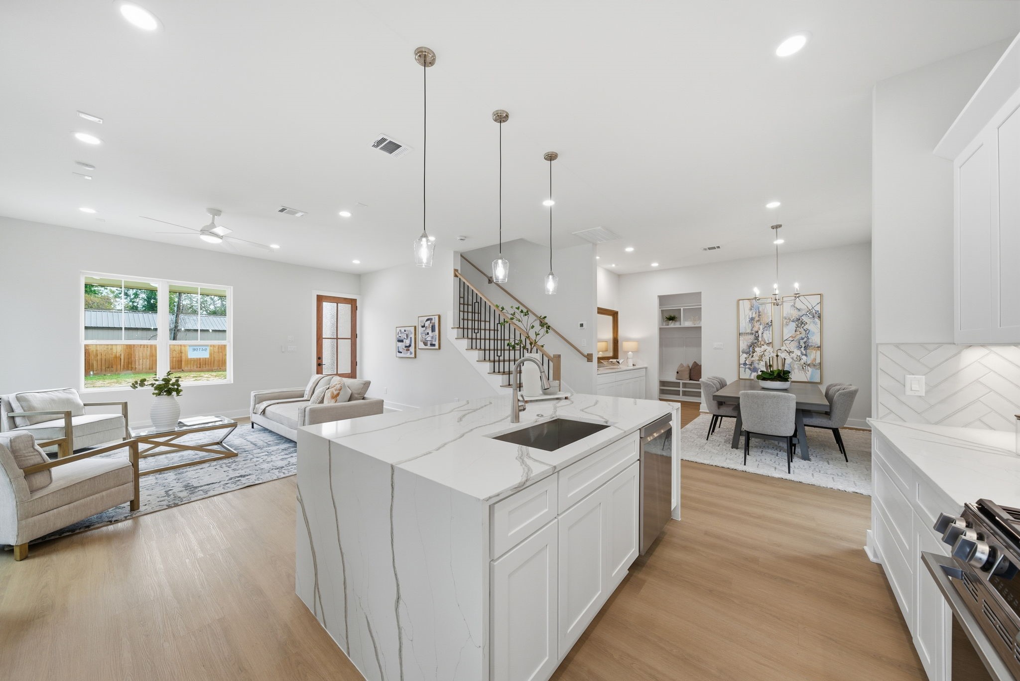 9419 Montridge Drive, #B, Houston, TX 77080