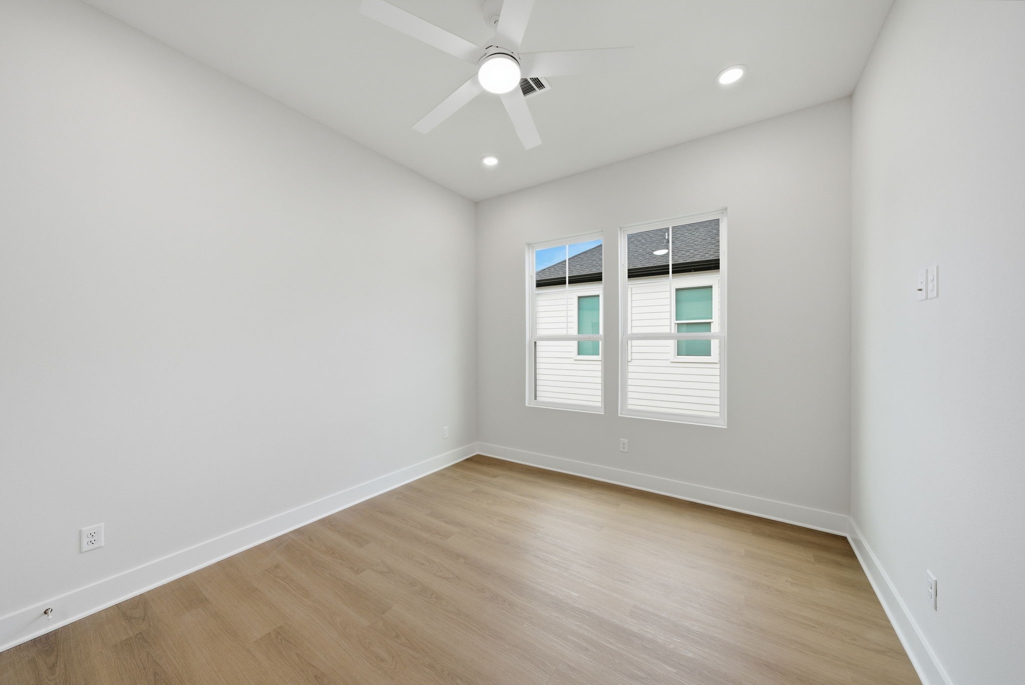 9419 Montridge Drive, #B, Houston, TX 77080