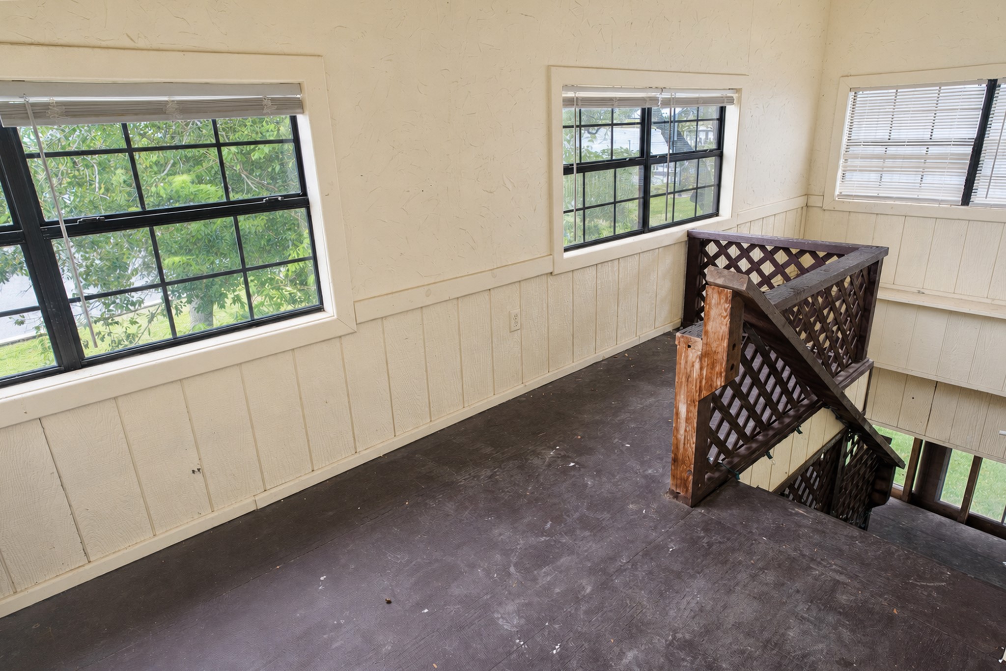 215 Veselka Road, Freeport, TX 77541
