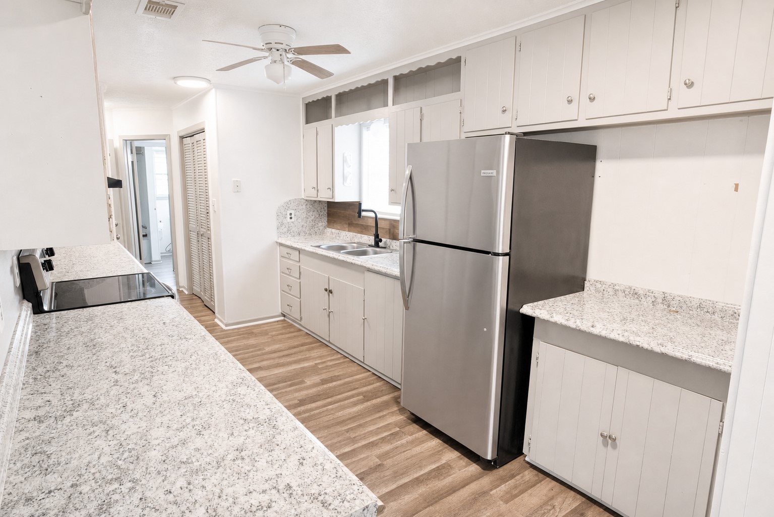 215 Veselka Road, Freeport, TX 77541