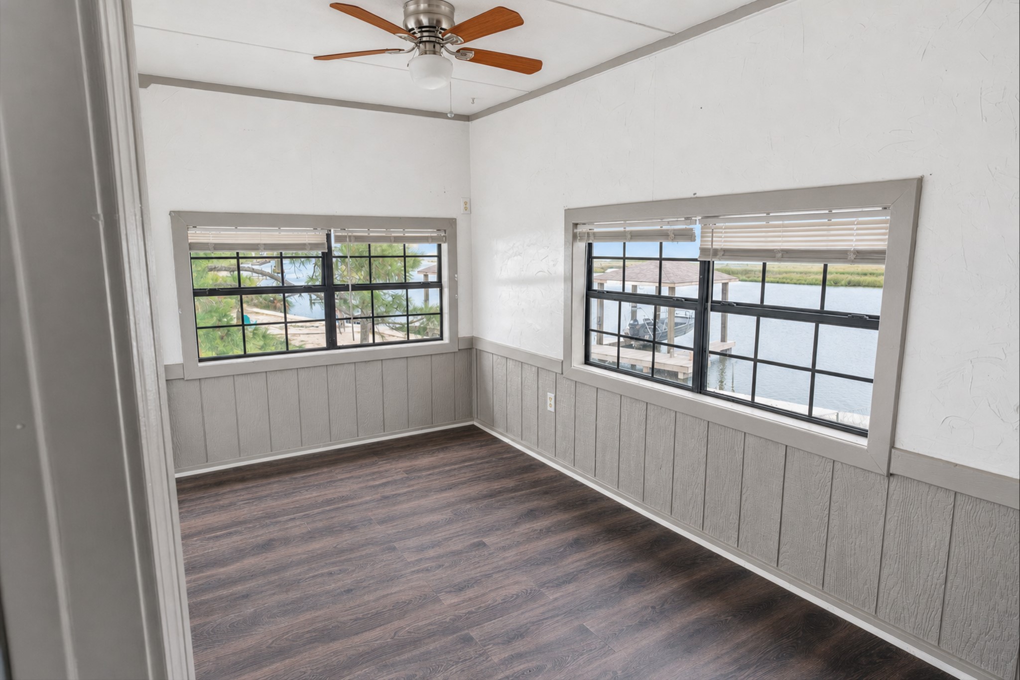 215 Veselka Road, Freeport, TX 77541