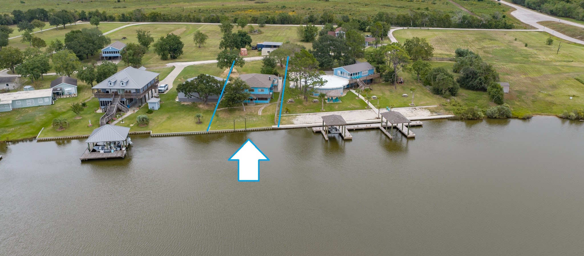 215 Veselka Road, Freeport, TX 77541