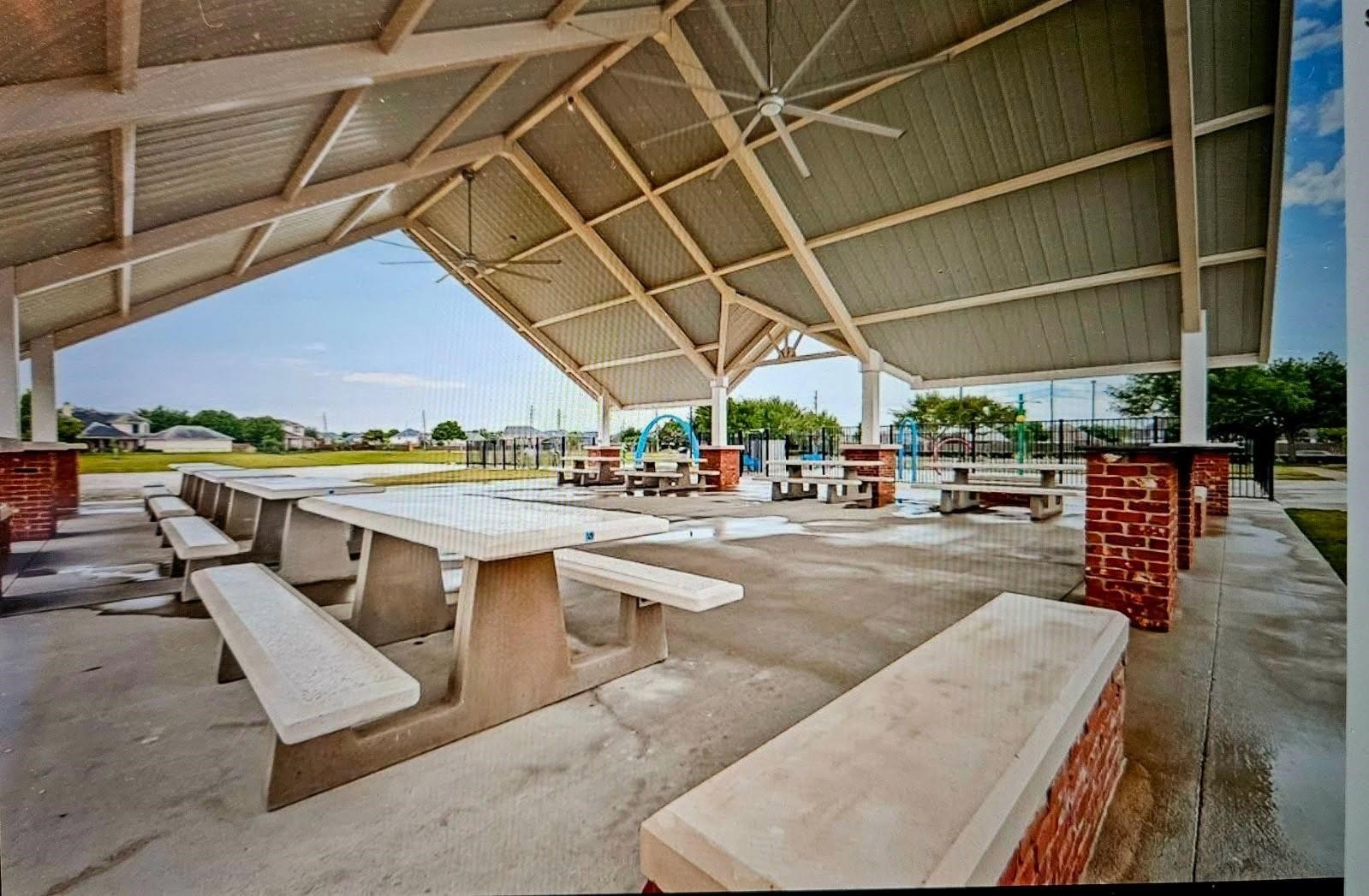 823 Aqua Vista, Richmond, TX 77469