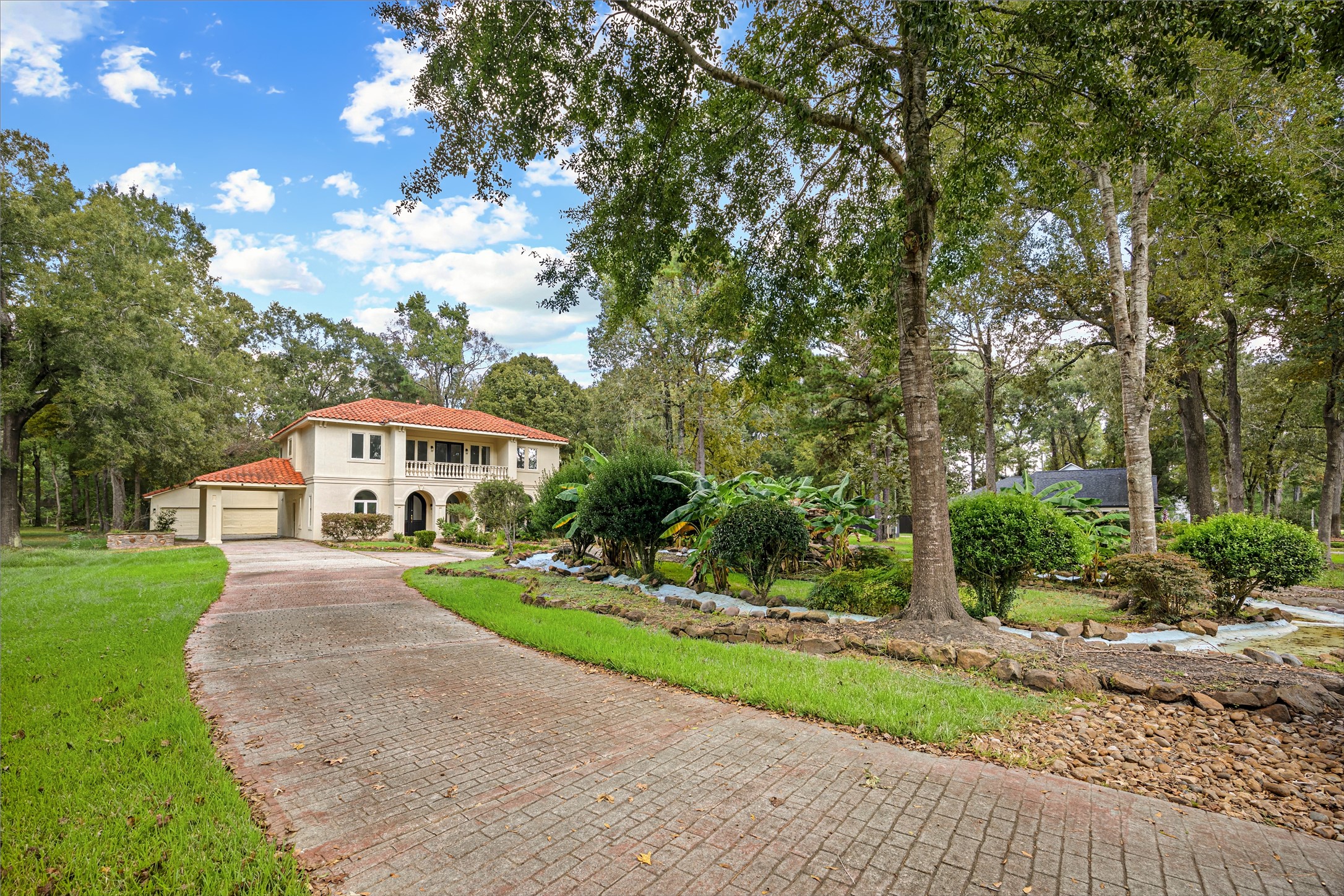 1207 Vista Del Lago Drive, Huffman, TX 77336