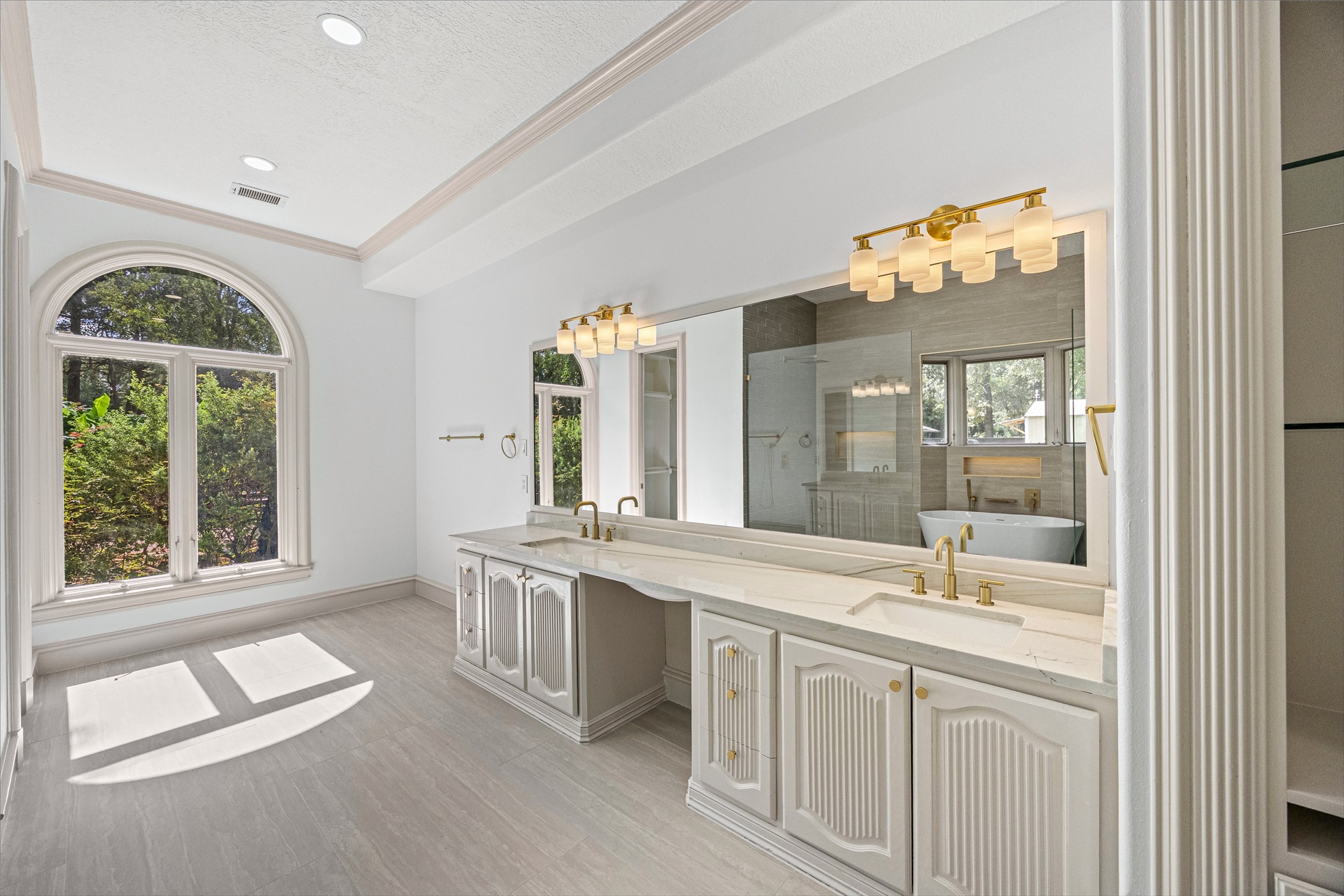 1207 Vista Del Lago Drive, Huffman, TX 77336