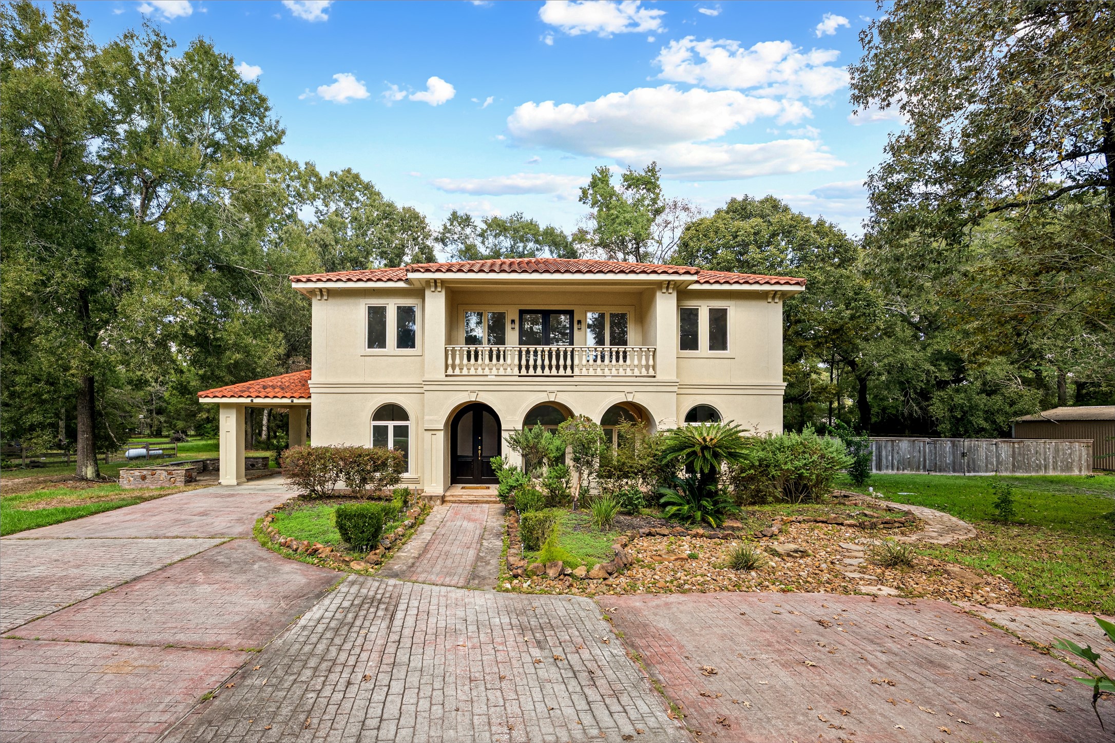 1207 Vista Del Lago Drive, Huffman, TX 77336 1207 Vista Del Lago Drive, Huffman, TX 77336