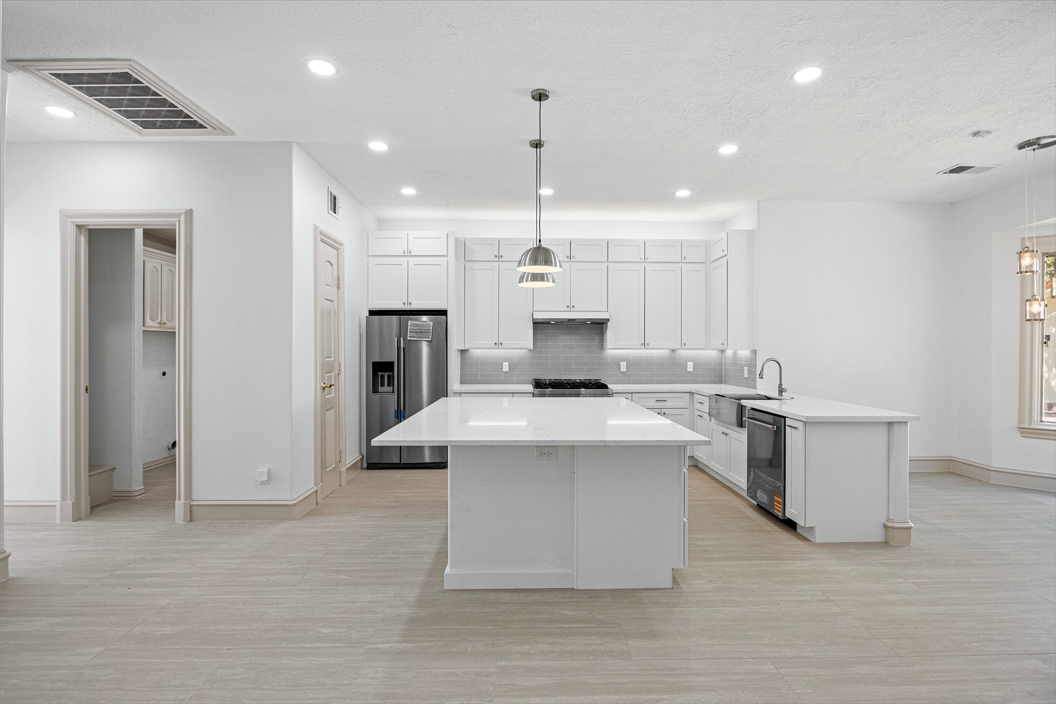 1207 Vista Del Lago Drive, Huffman, TX 77336