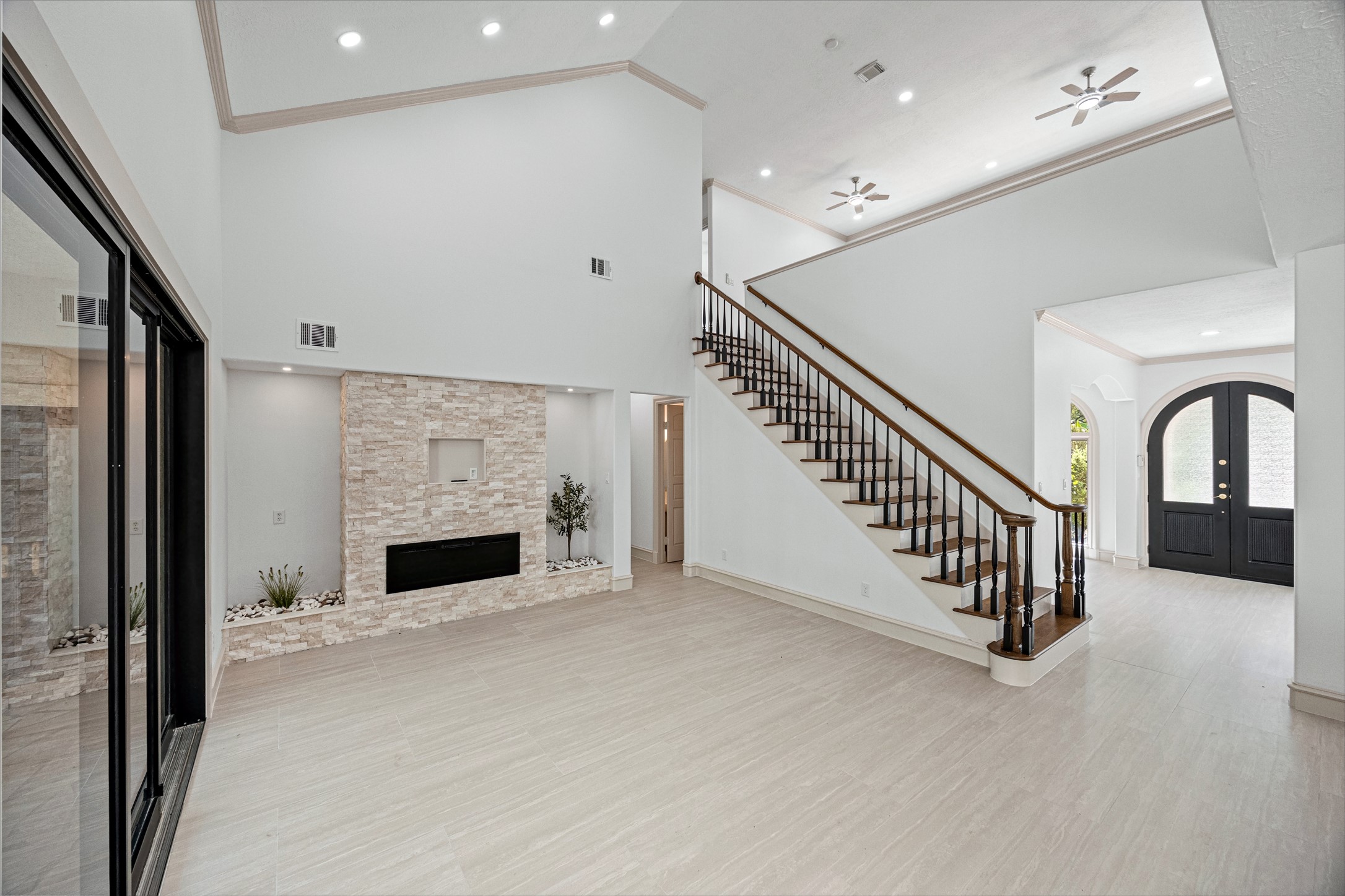 1207 Vista Del Lago Drive, Huffman, TX 77336