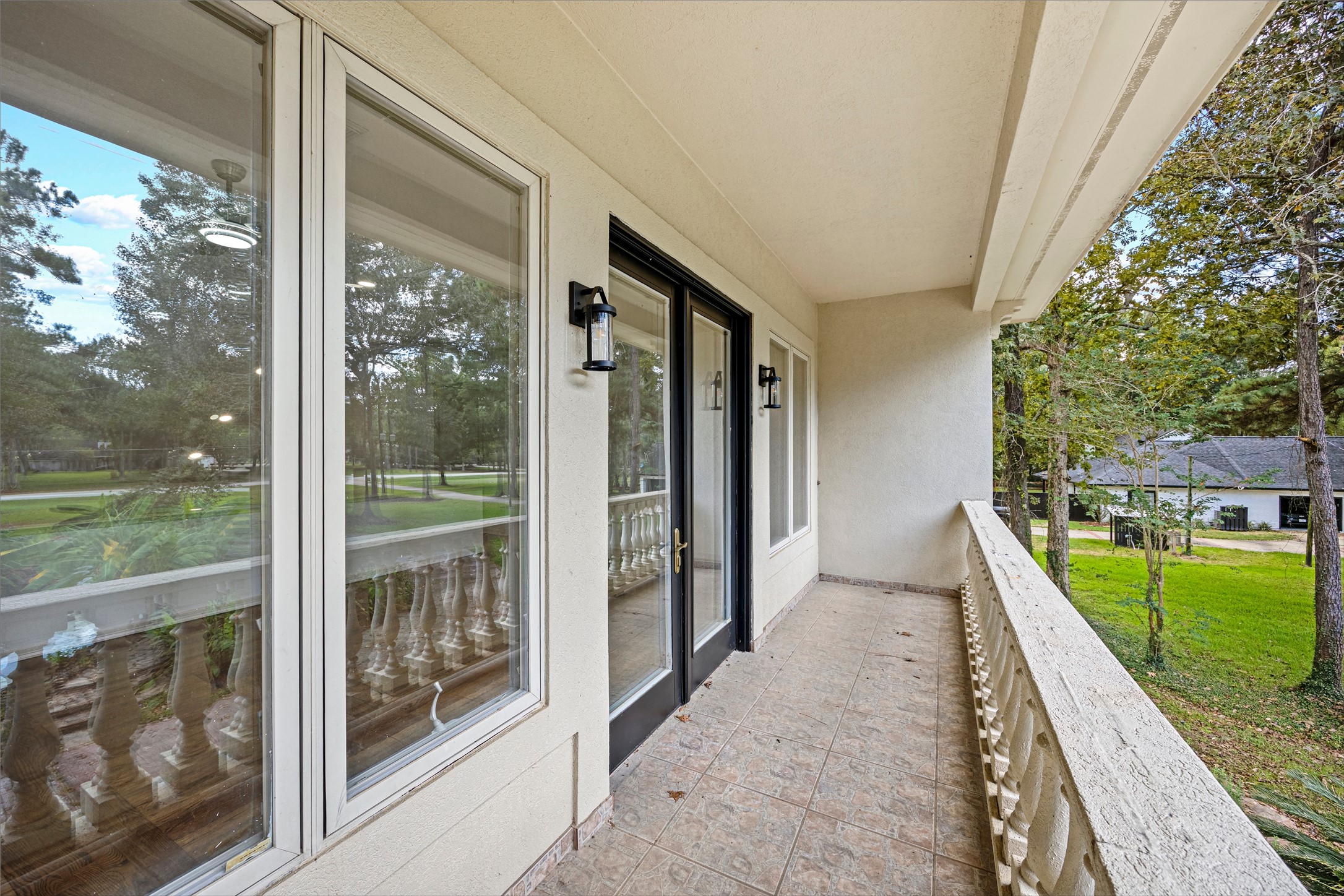 1207 Vista Del Lago Drive, Huffman, TX 77336