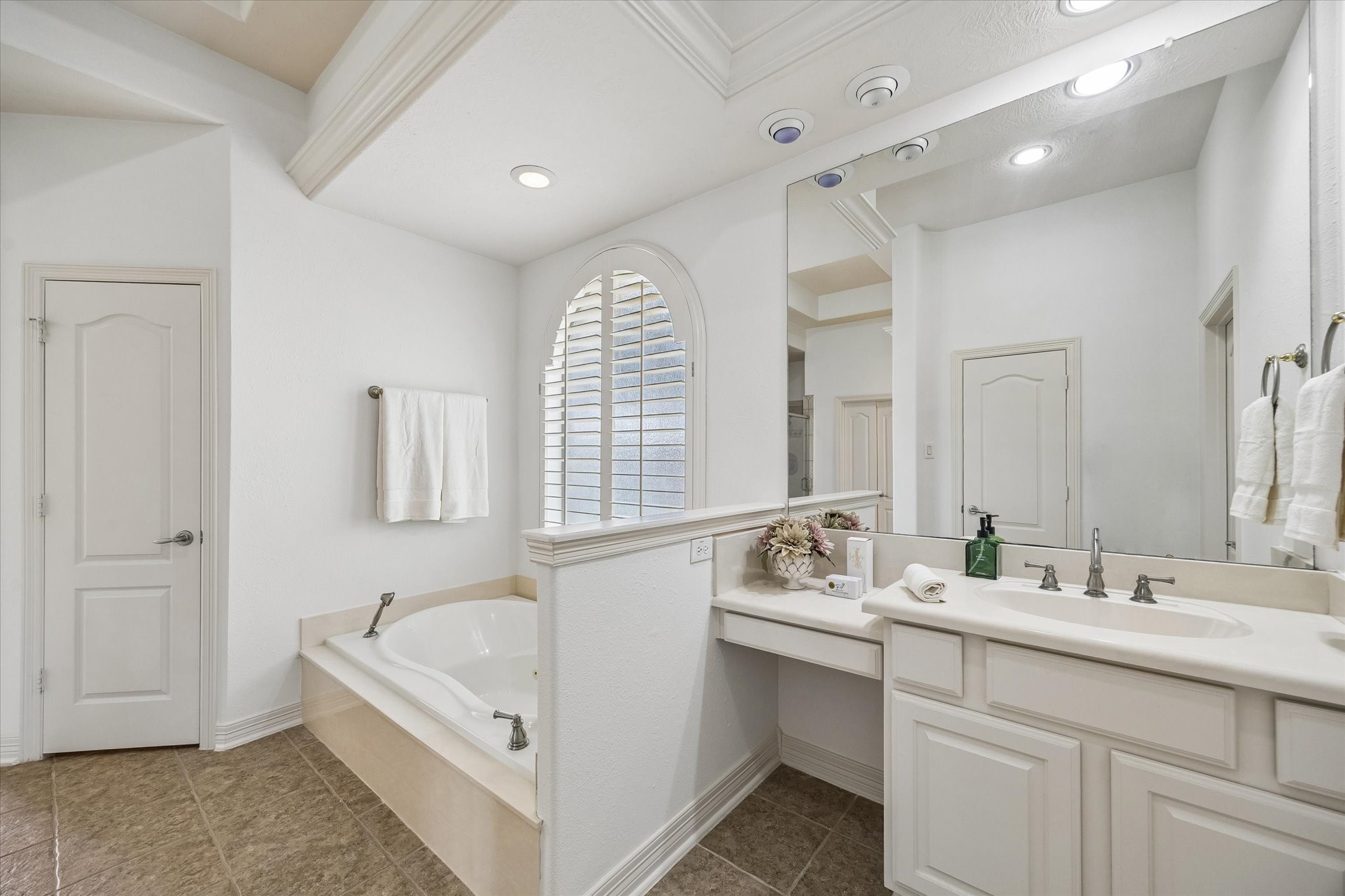 Soaking tub for relaxation!