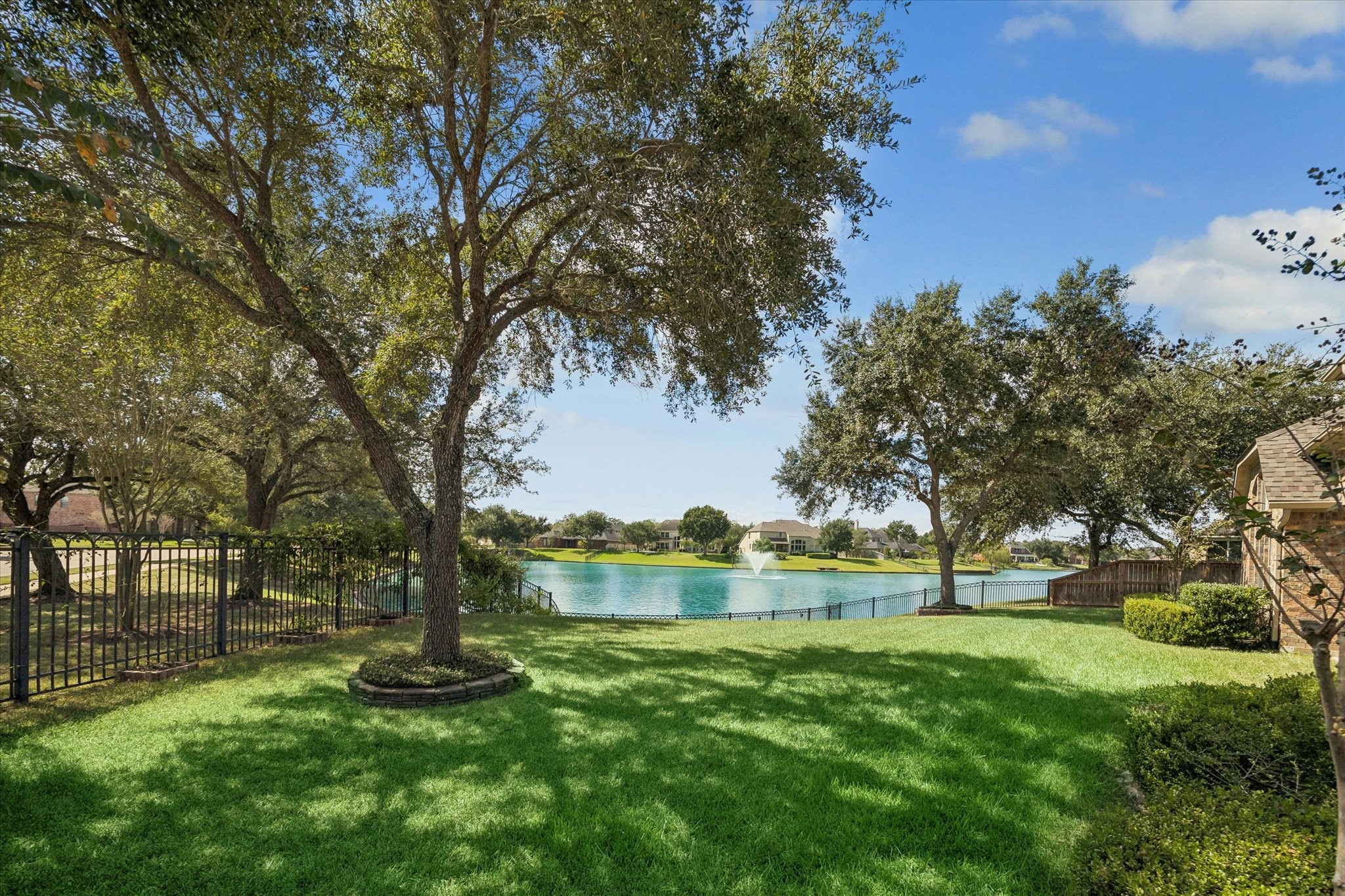 Amazing lake views!