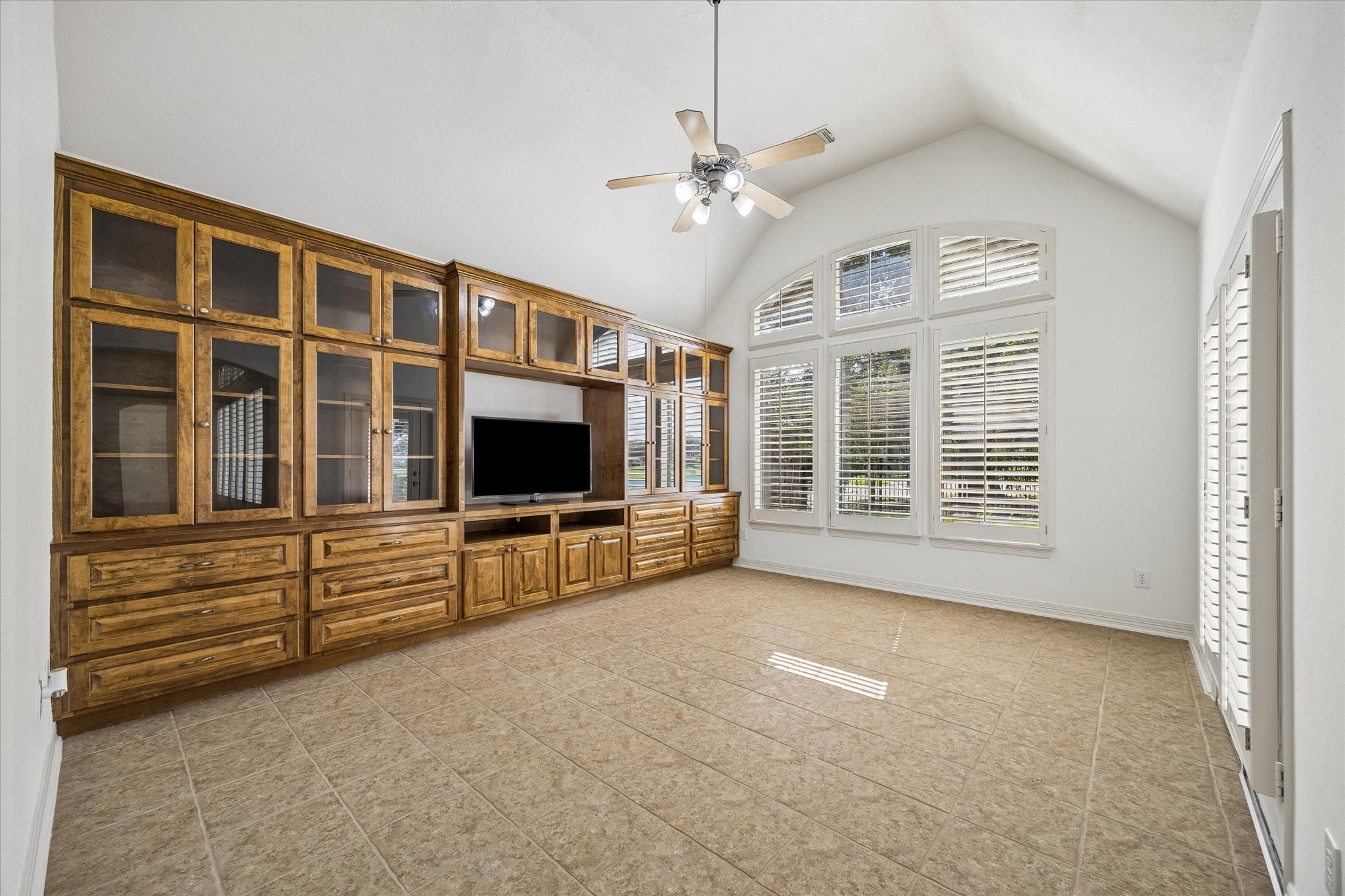 Formal living area!