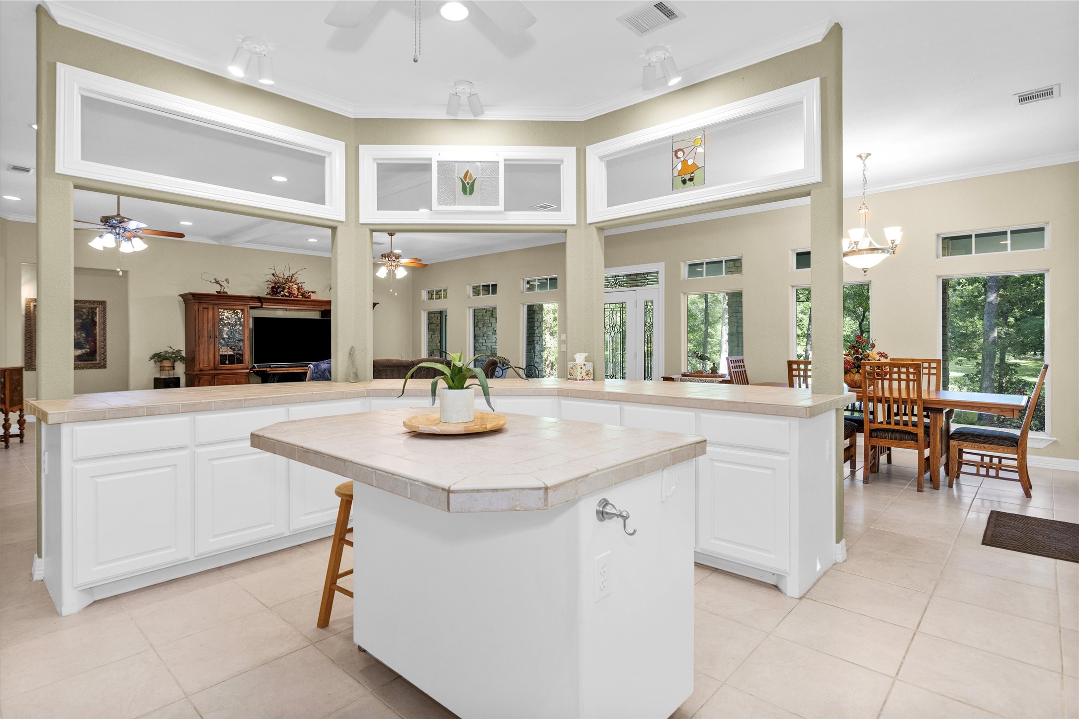 13250 FM 830, Willis, TX 77318