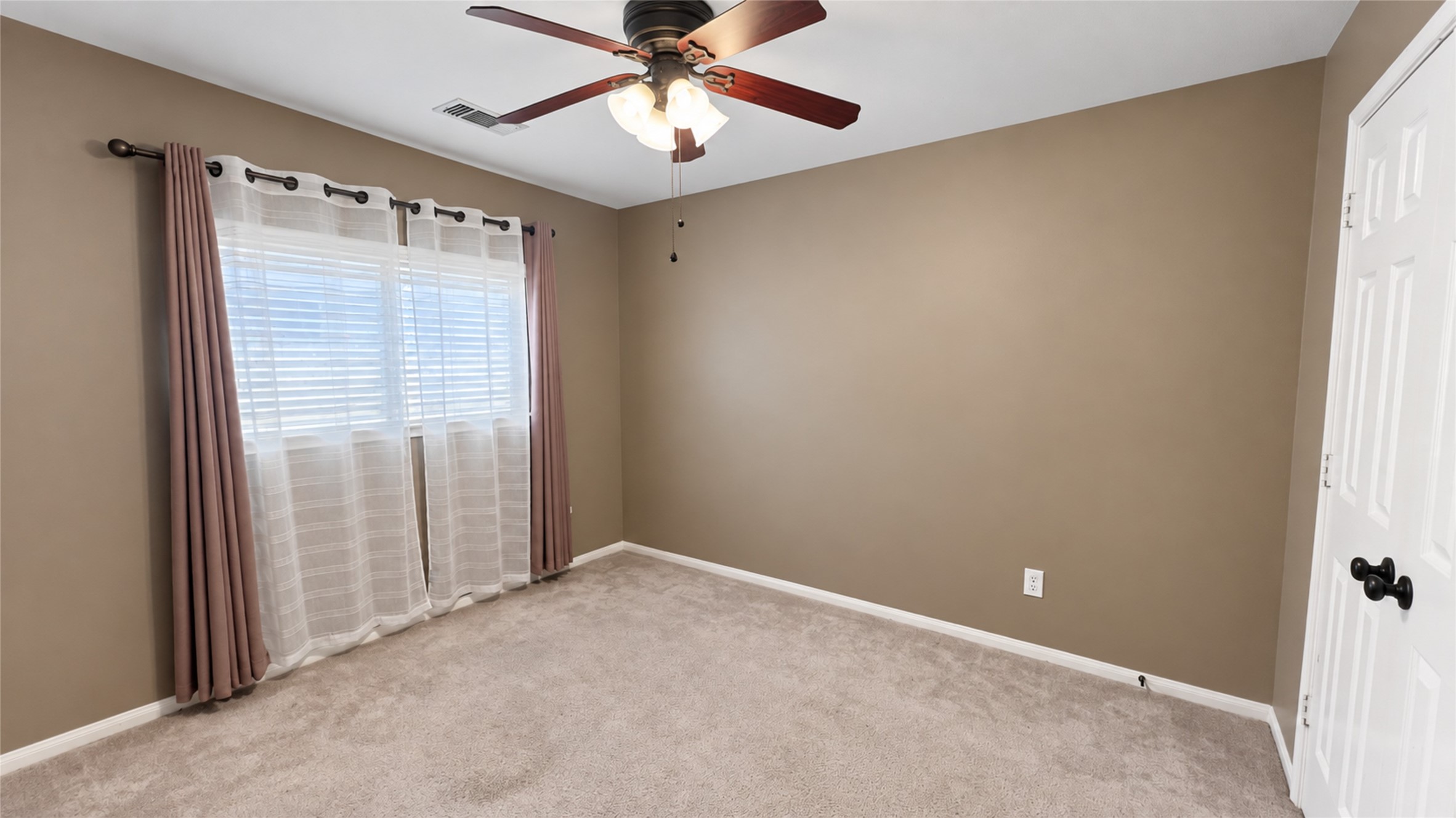 6527 Harcourt Bridge Drive, Houston, TX 77084