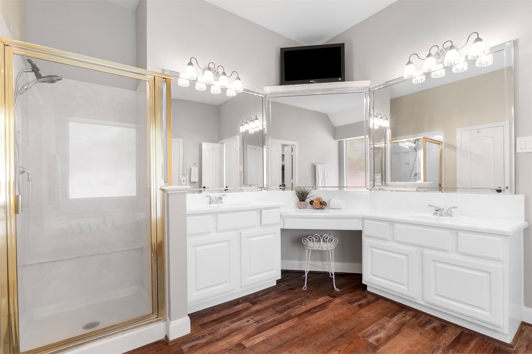 Primary Ensuite Bathroom