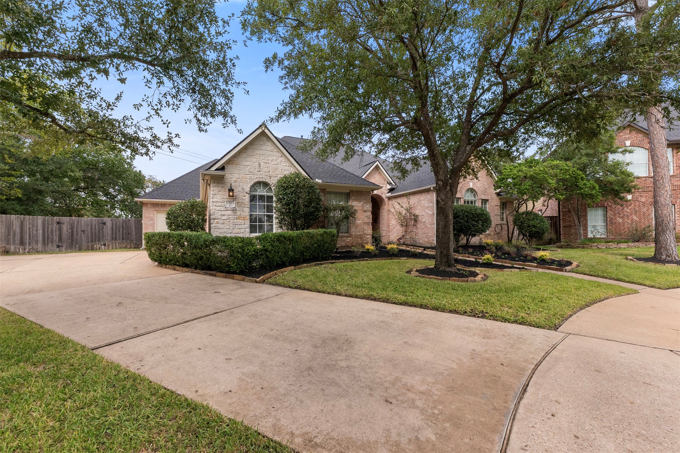 13923 Claymont Hill Drive, Cypress, TX 77429