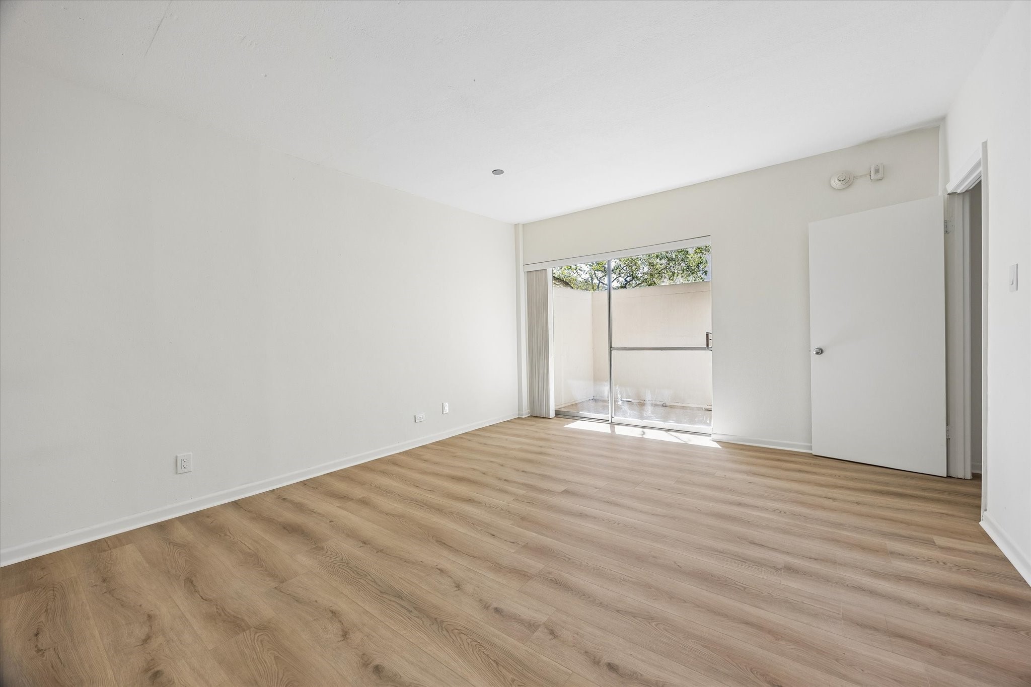 2929 Buffalo Speedway, #B121, Houston, TX 77098