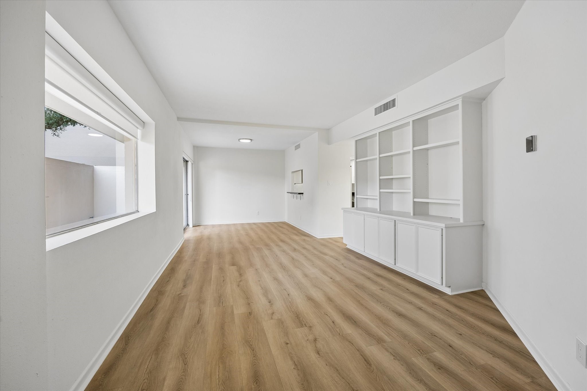 2929 Buffalo Speedway, #B121, Houston, TX 77098
