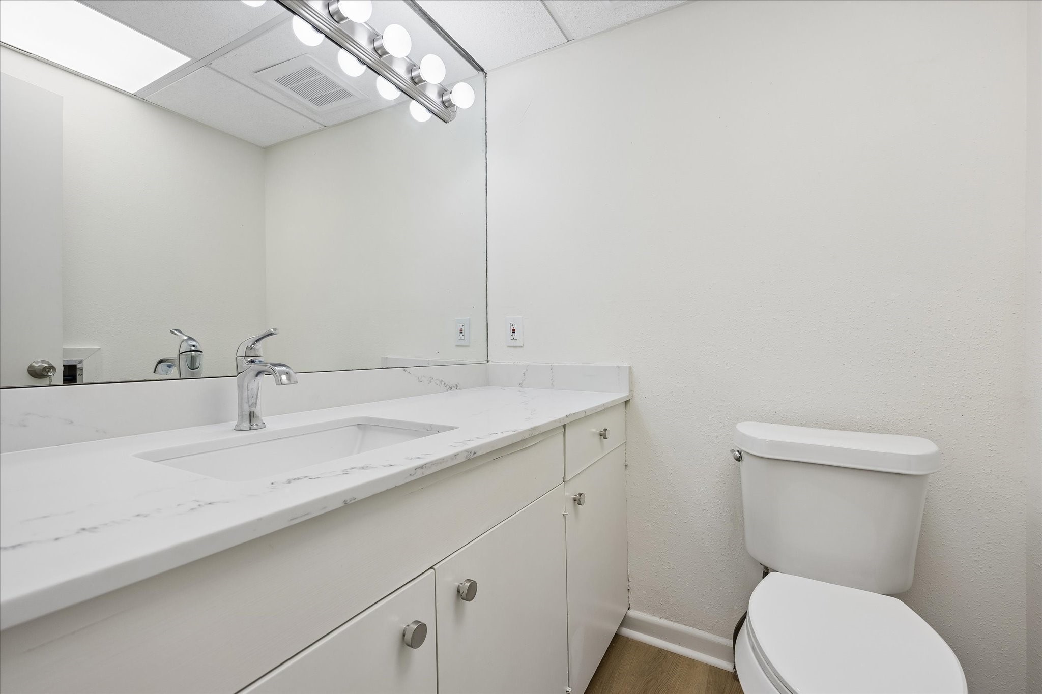 2929 Buffalo Speedway, #B121, Houston, TX 77098