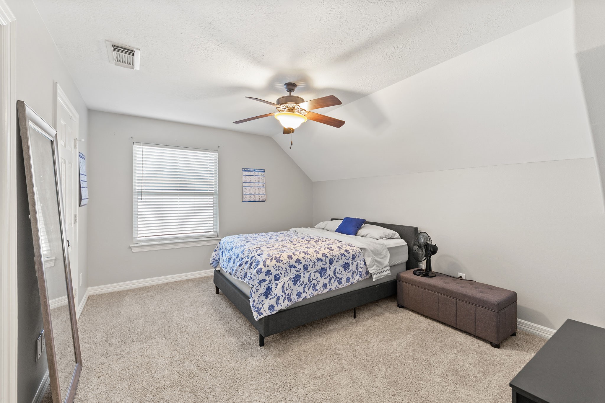 2nd Bedroom