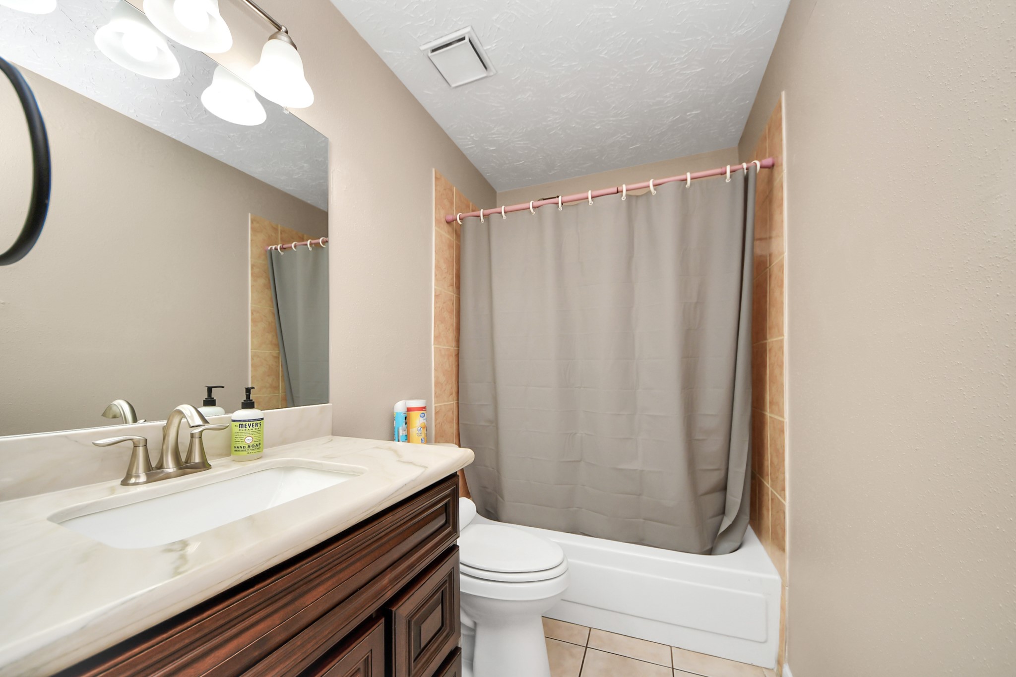 9634 Thistle Trail Drive, Houston, TX 77070