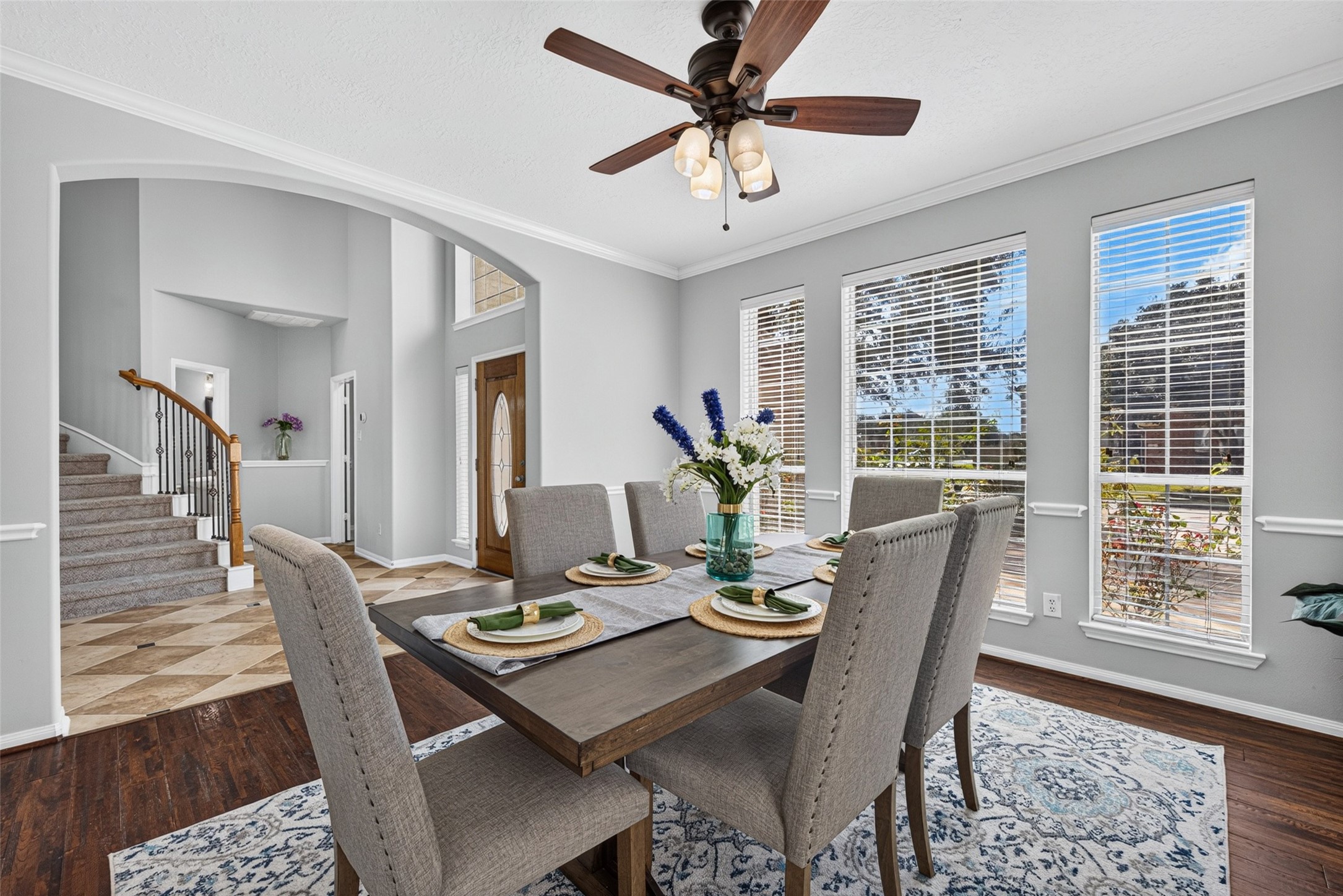 Designed for sharing laughter and memorable conversations, this room effortlessly connects people across the dinner table.