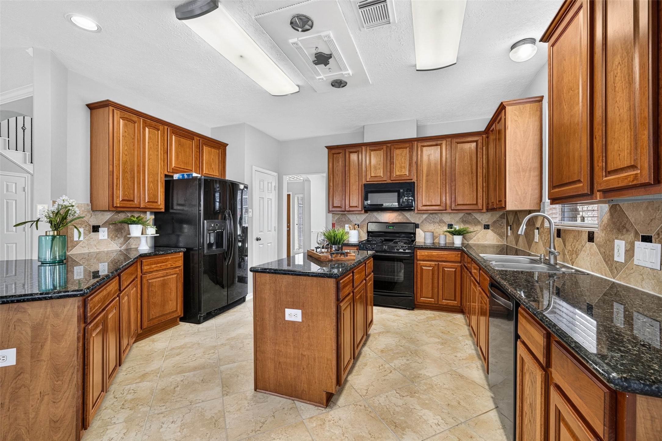 30 Palm Villas Drive, Manvel, TX 77578