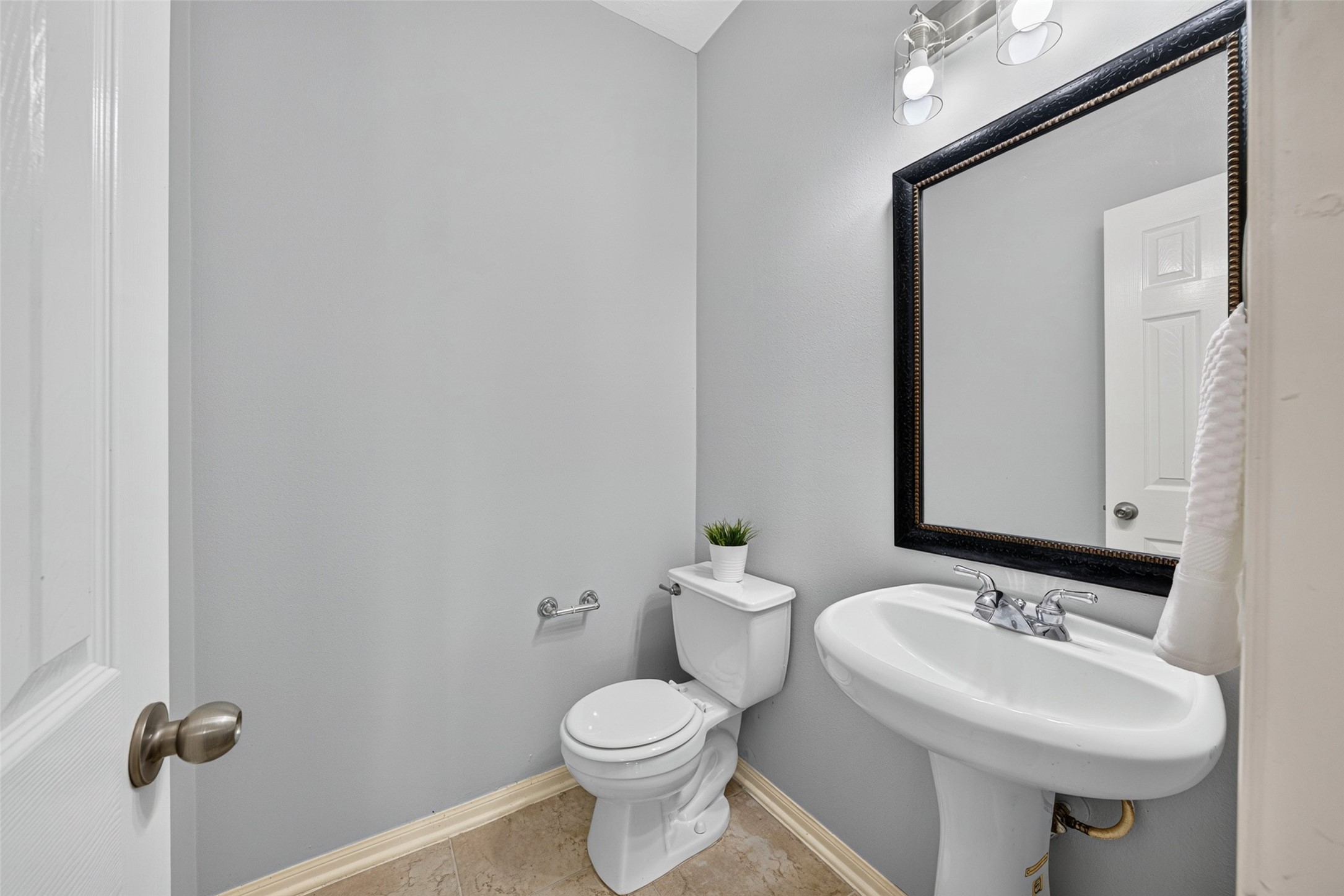 30 Palm Villas Drive, Manvel, TX 77578