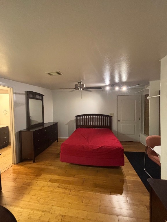 928 Main st Street, #926C, La Marque, TX 77568