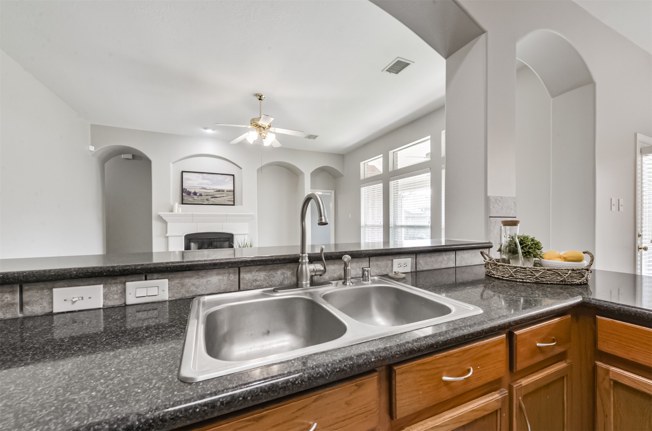2606 Clay Creek Court, Pearland, TX 77581