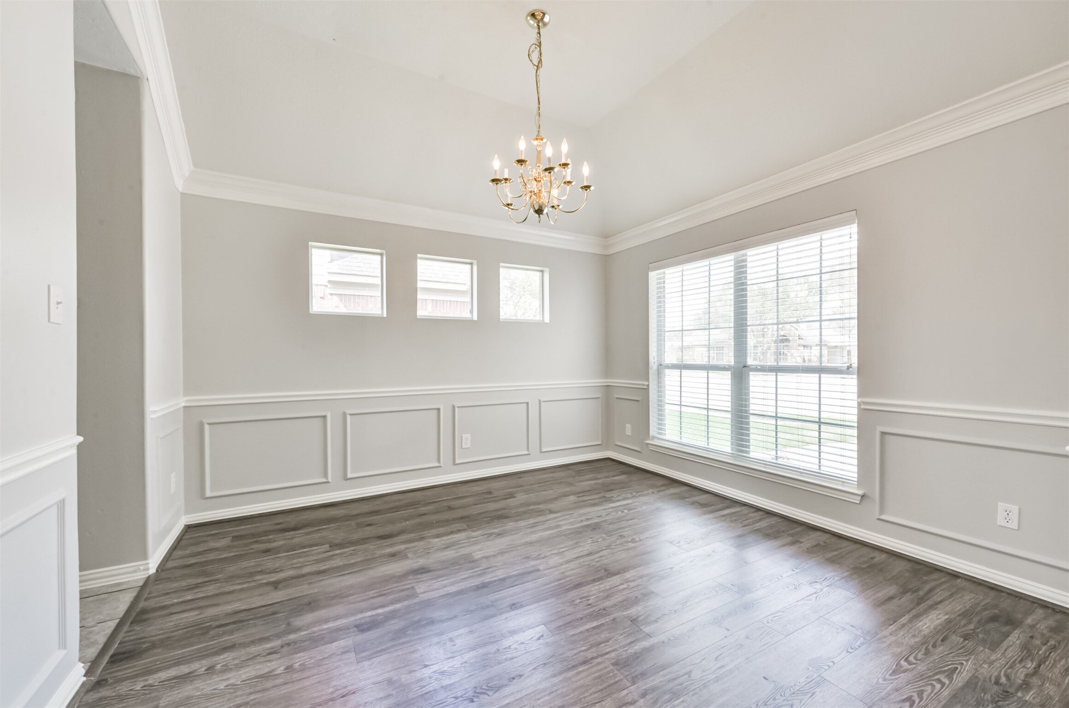 Formal Dining