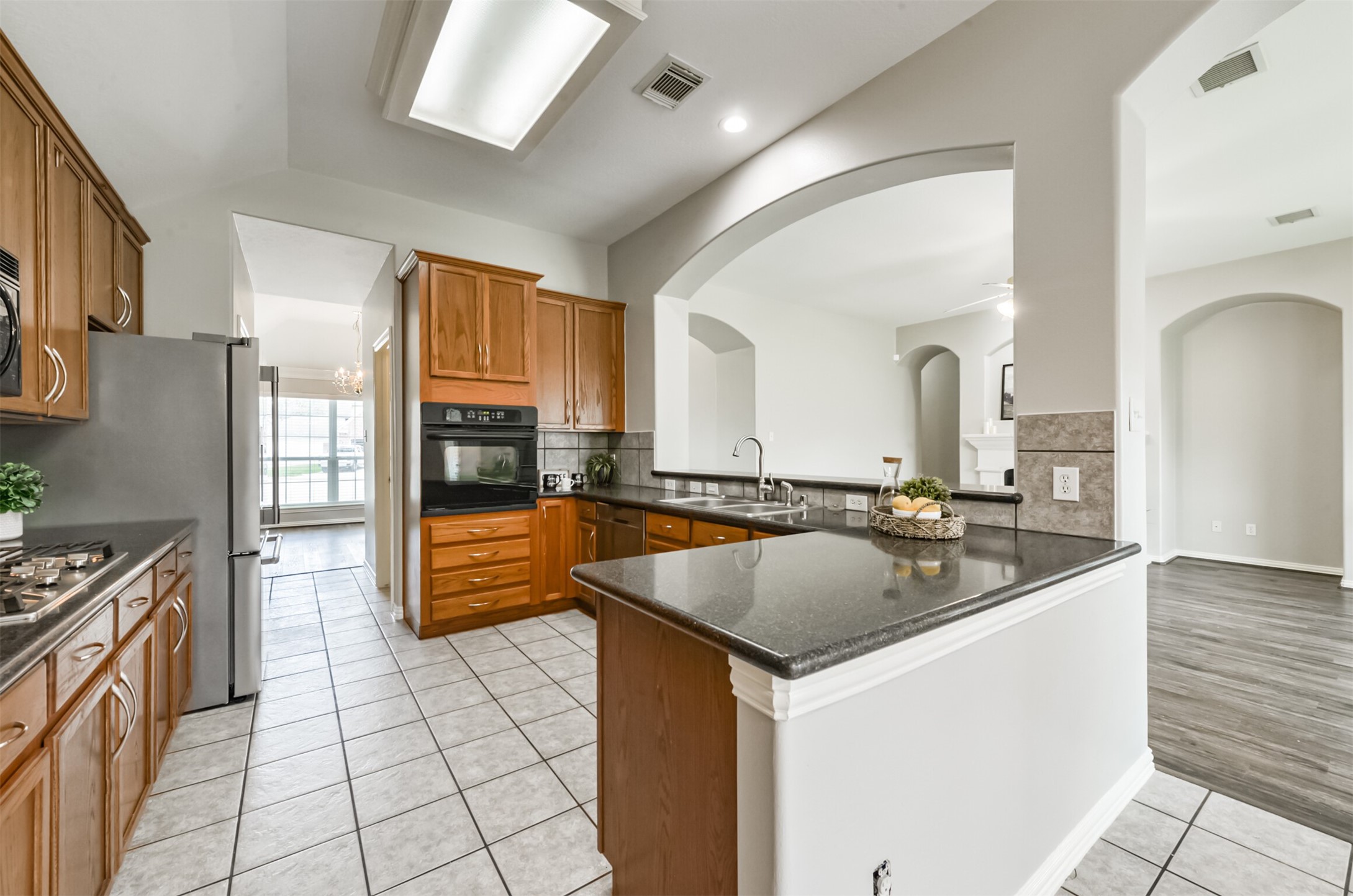 2606 Clay Creek Court, Pearland, TX 77581