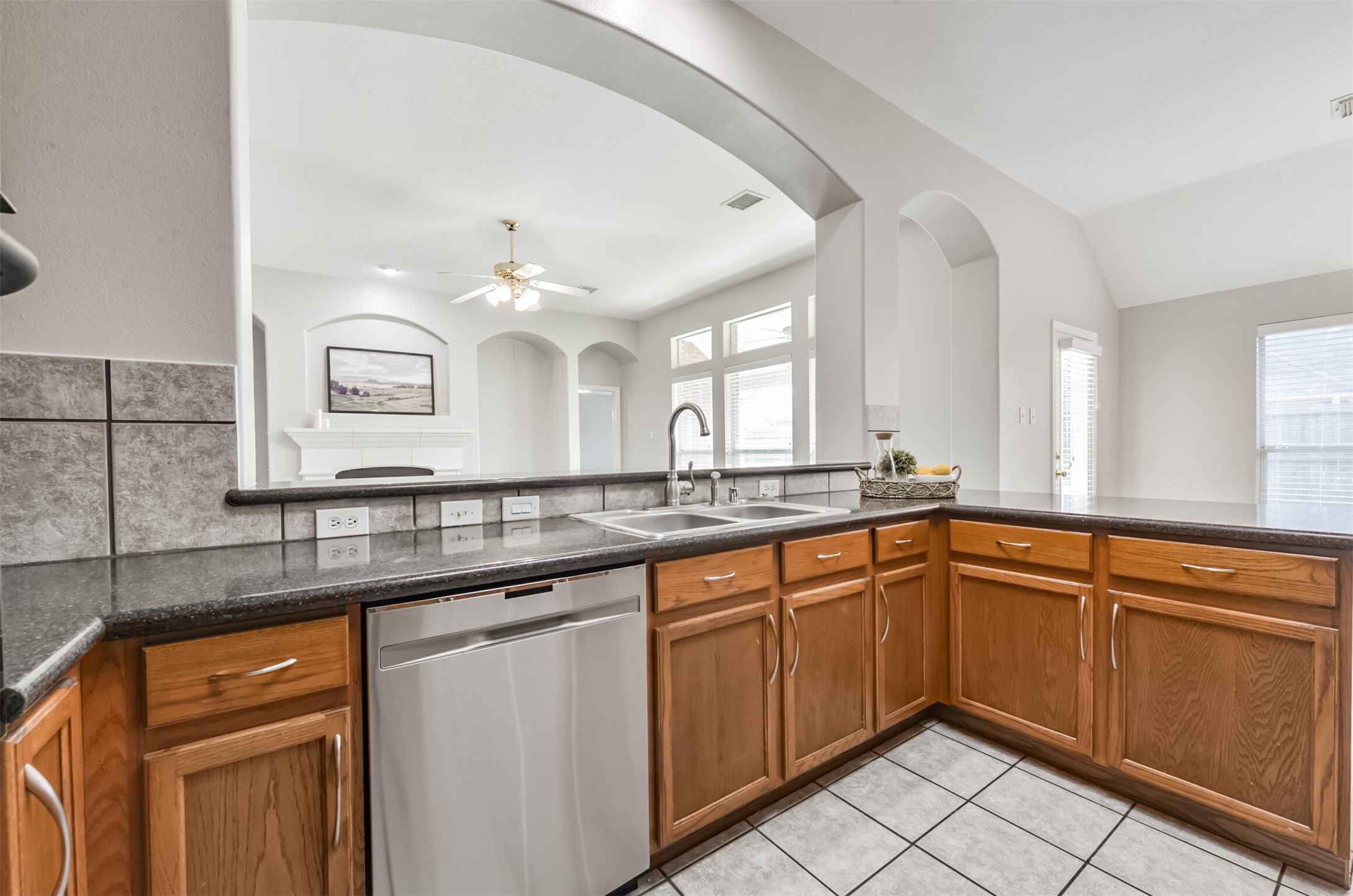2606 Clay Creek Court, Pearland, TX 77581