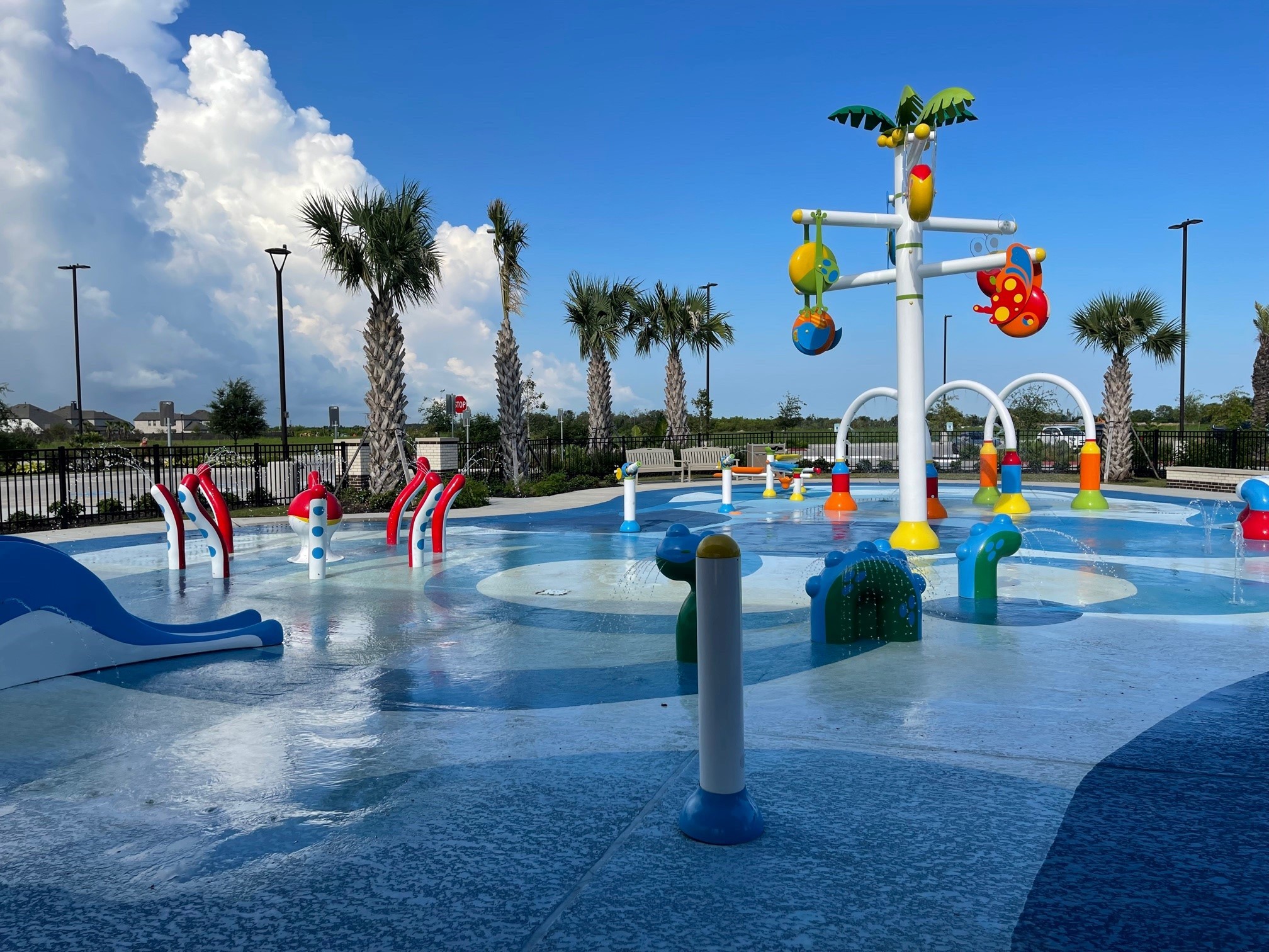 Community Amenities Community Amenities