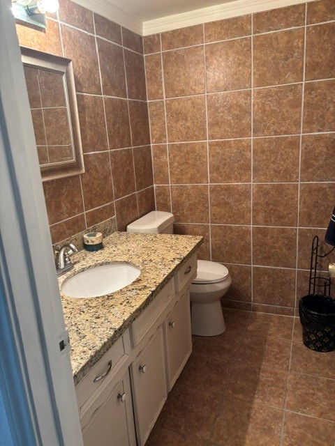 9718 Debbie Lane, Houston, TX 77038