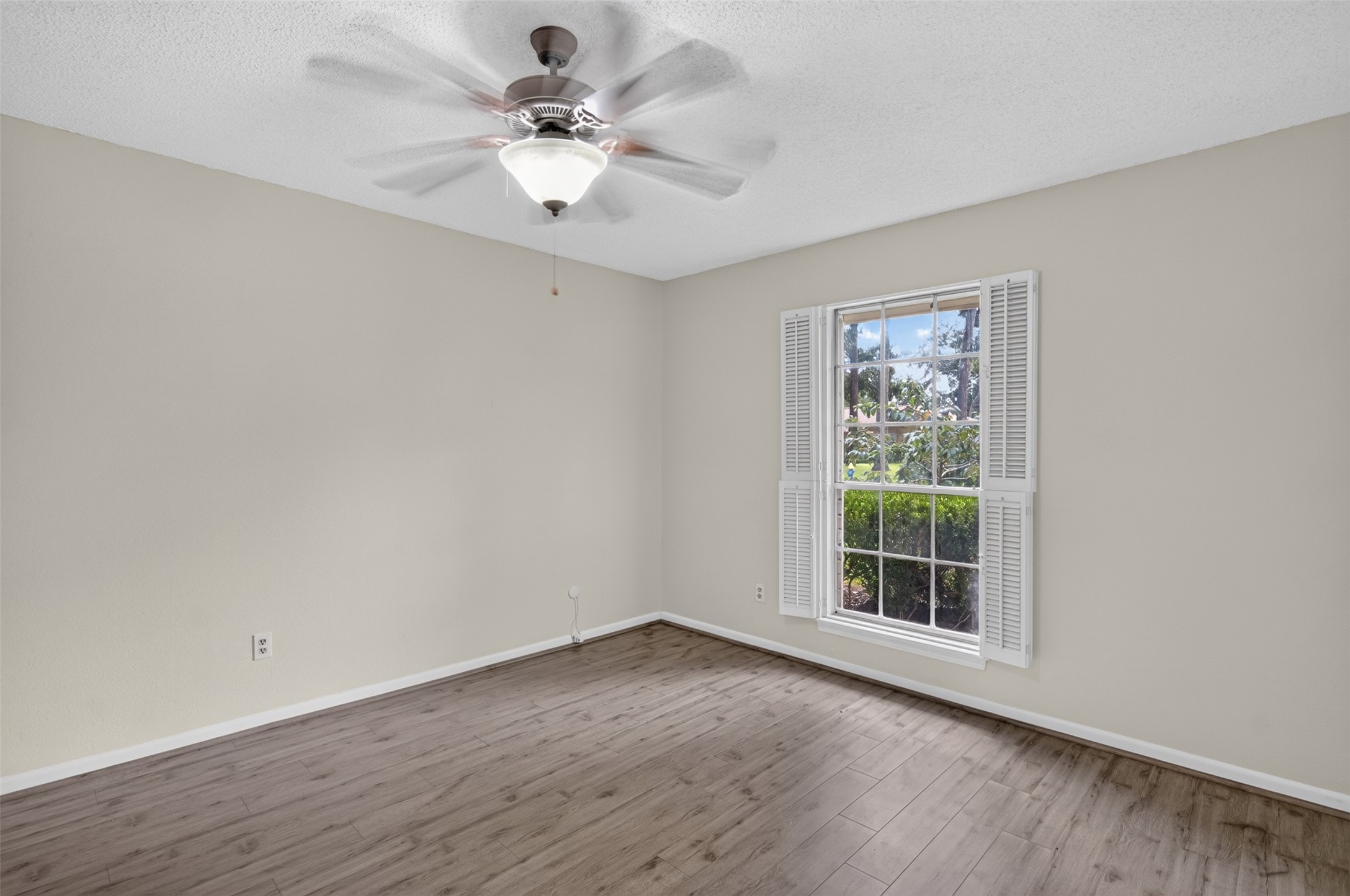 5810 Boyce Springs Drive, Houston, TX 77066