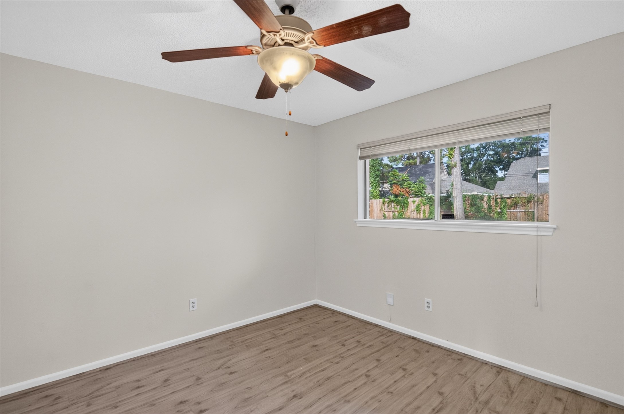 5810 Boyce Springs Drive, Houston, TX 77066