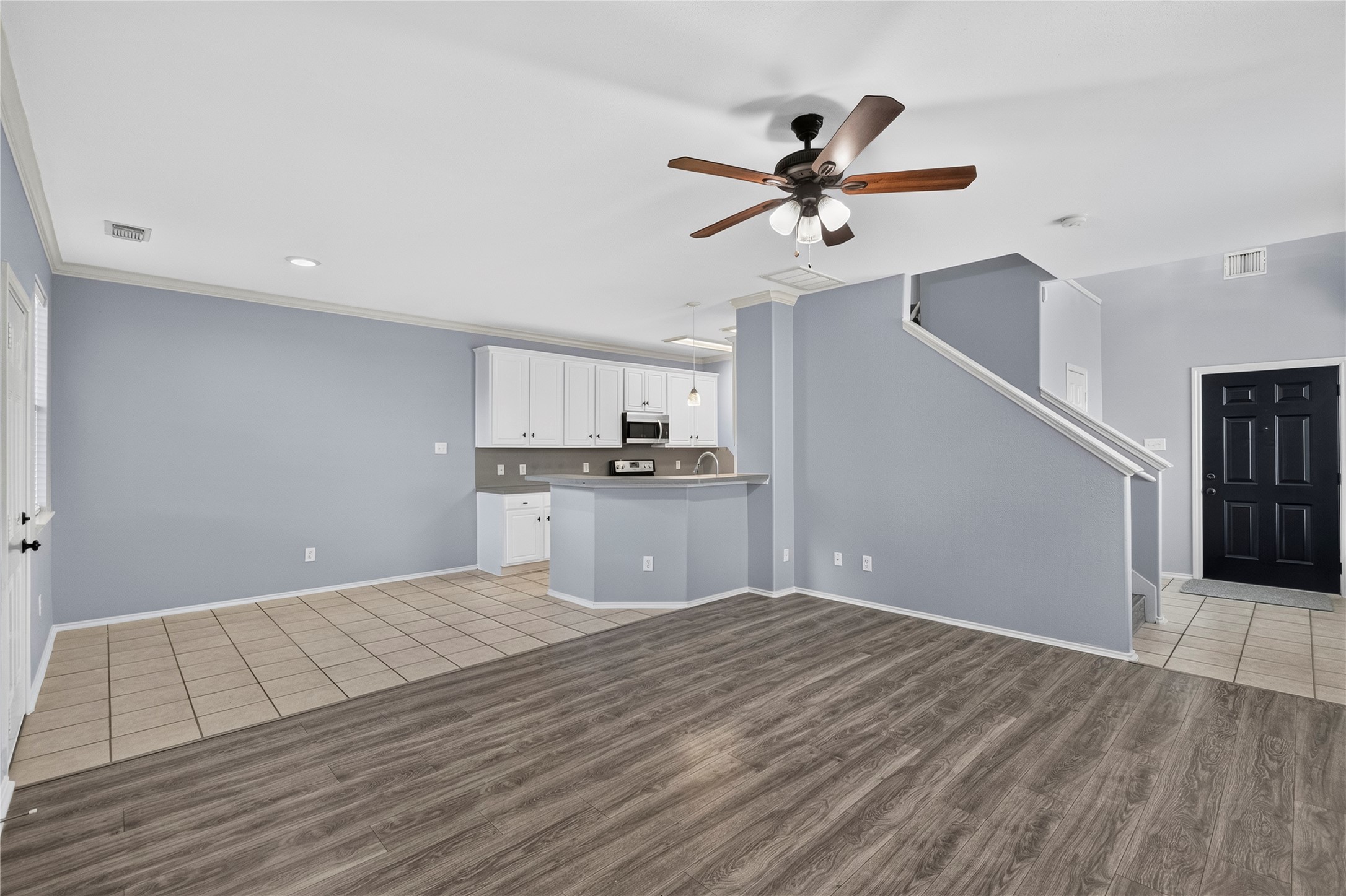 414 Folk Crest Lane, Dickinson, TX 77539