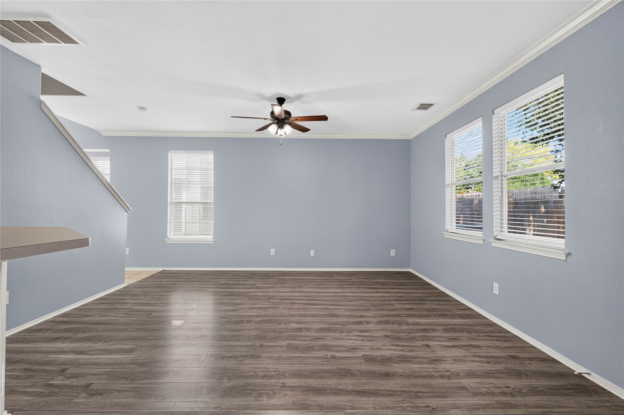 414 Folk Crest Lane, Dickinson, TX 77539