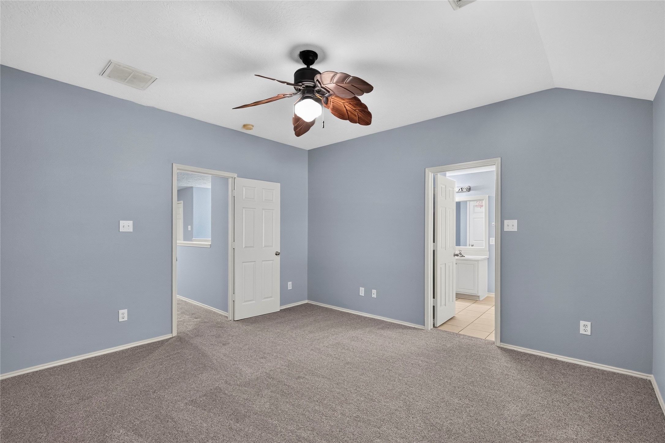414 Folk Crest Lane, Dickinson, TX 77539