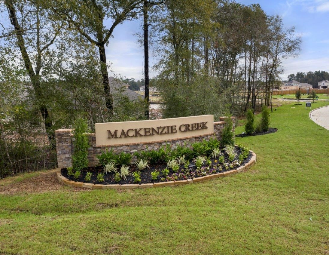 3874 Avalon Lane, Conroe, TX 77301