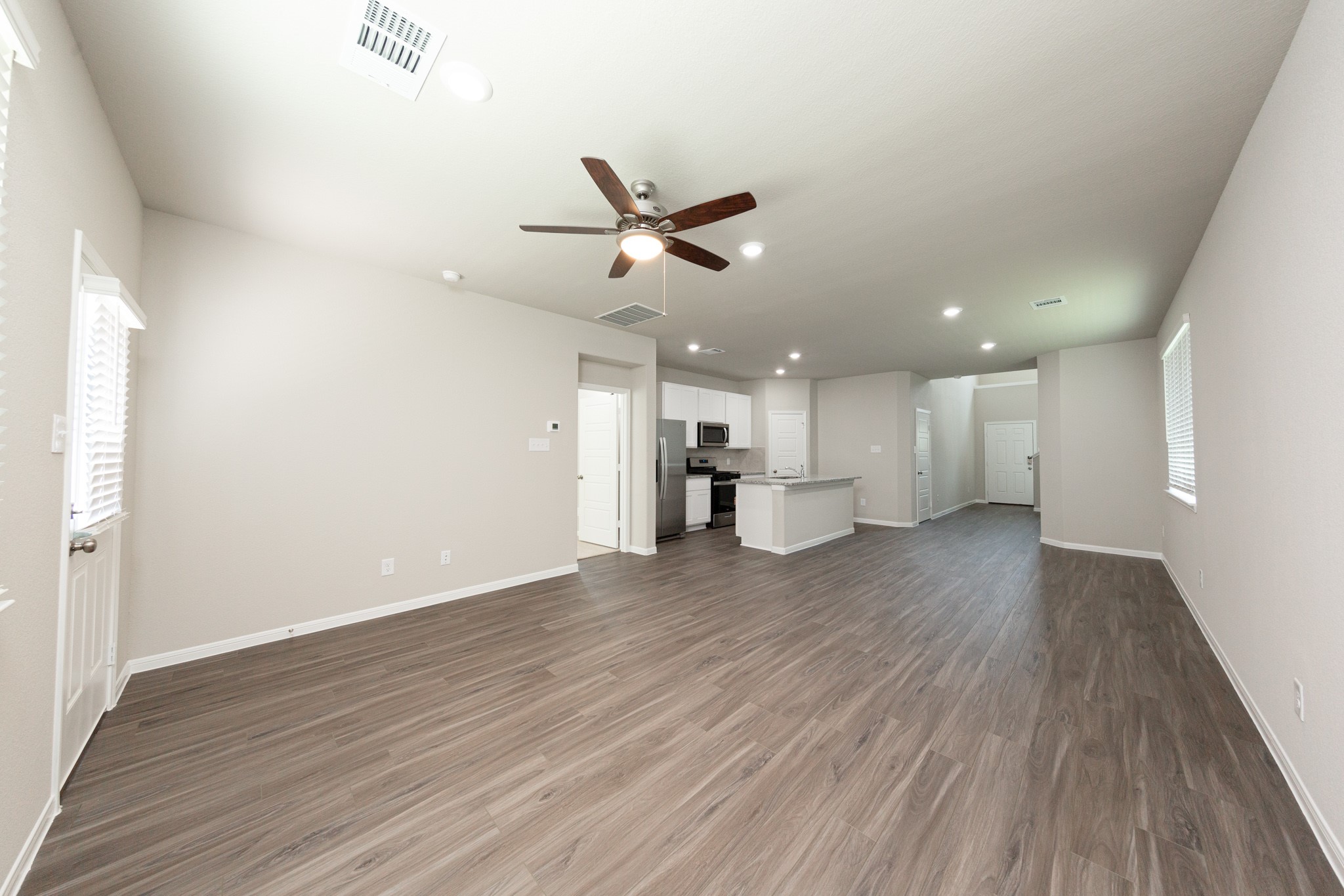 3874 Avalon Lane, Conroe, TX 77301