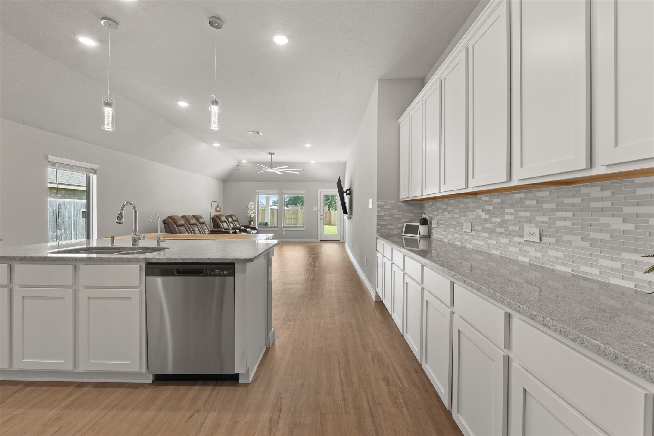 Open Kitchen & Living room area with cabinets galore! Open Kitchen & Living room area with cabinets galore!
