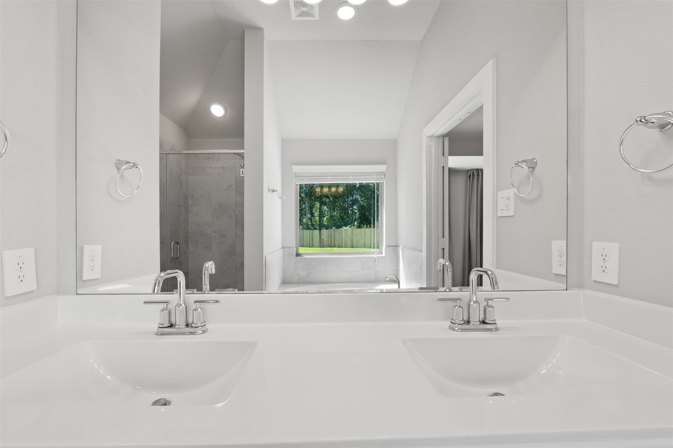 Double sinks in the primary bathroom