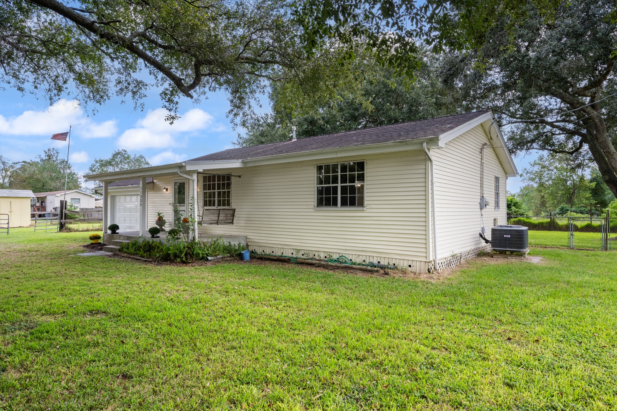 11325 32nd Street, Santa Fe, TX 77510
