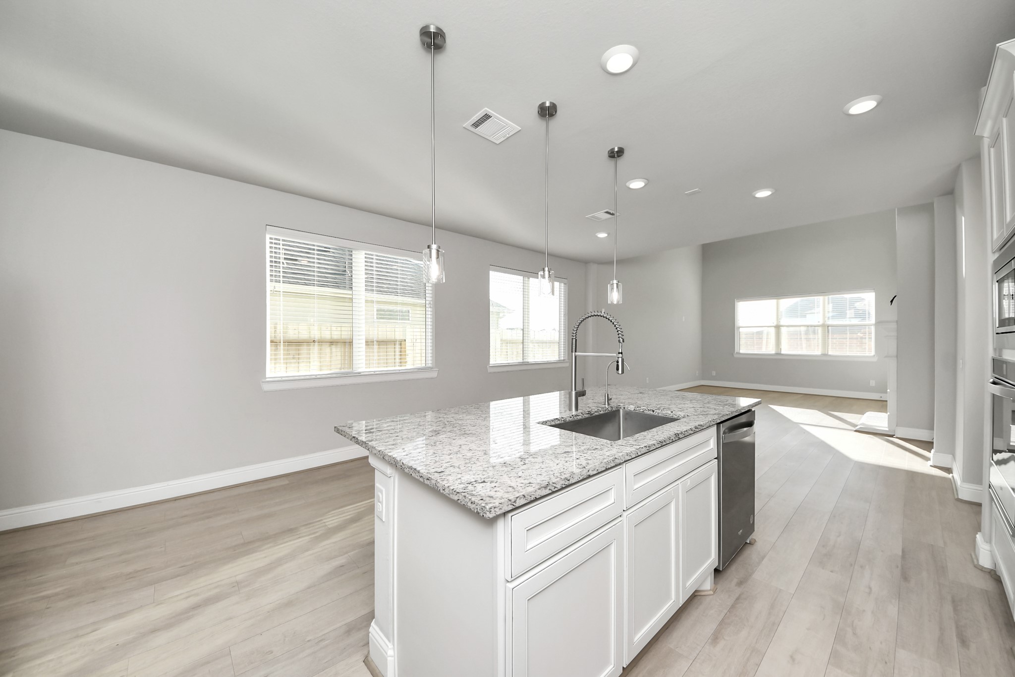 708 Lake Lacosta Drive, Katy, TX 77493