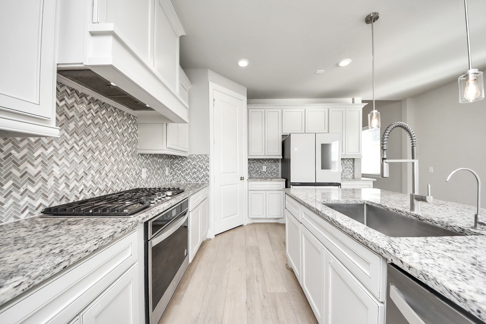 708 Lake Lacosta Drive, Katy, TX 77493