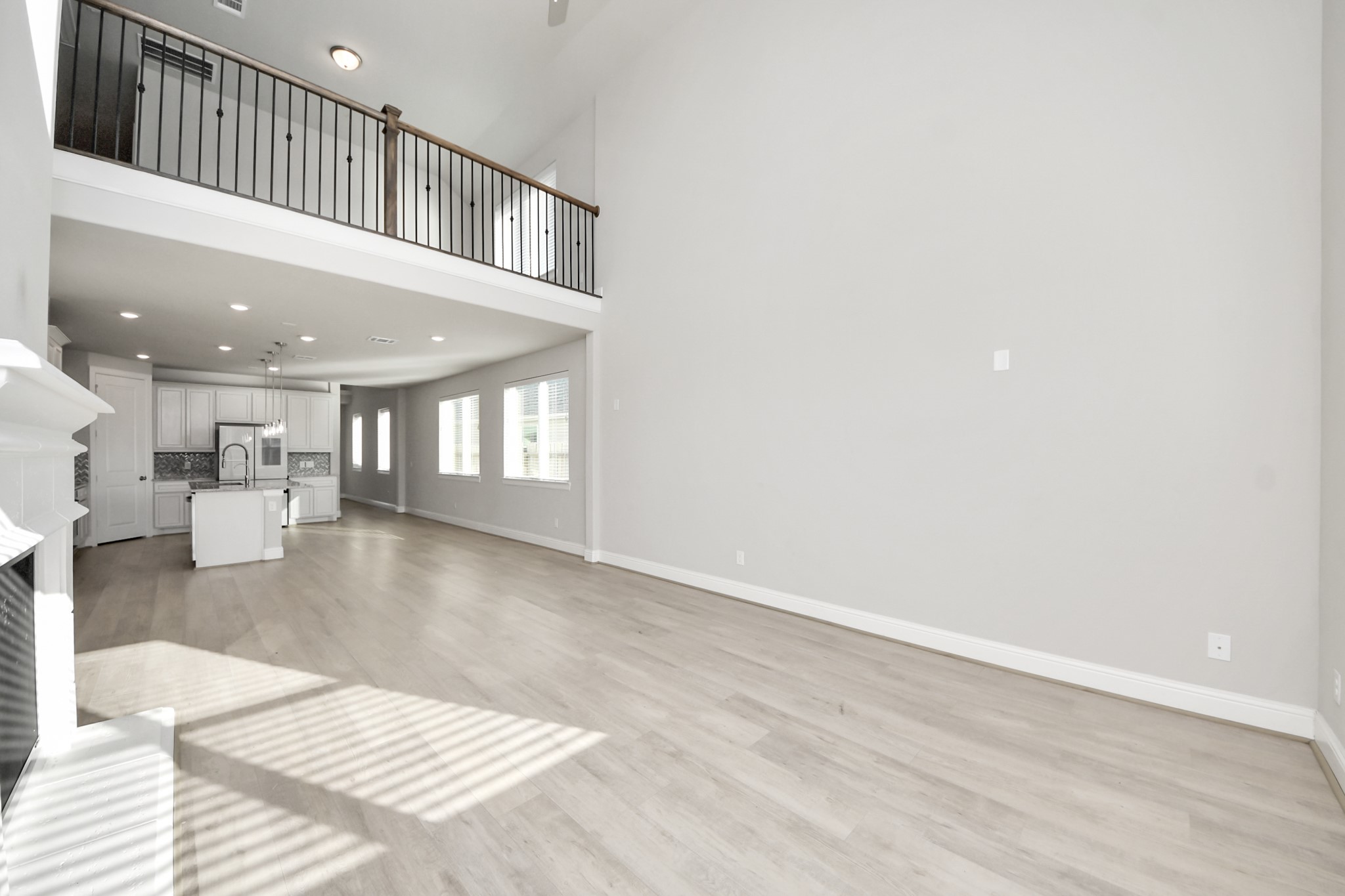 708 Lake Lacosta Drive, Katy, TX 77493