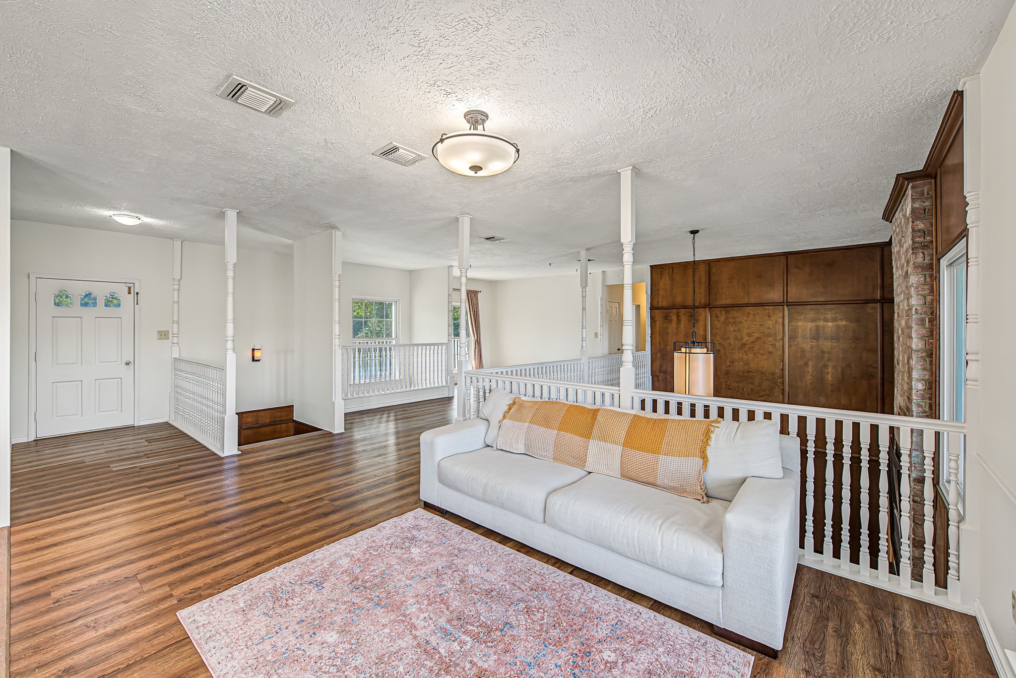 509 Brook Hollow Drive, Conroe, TX 77385