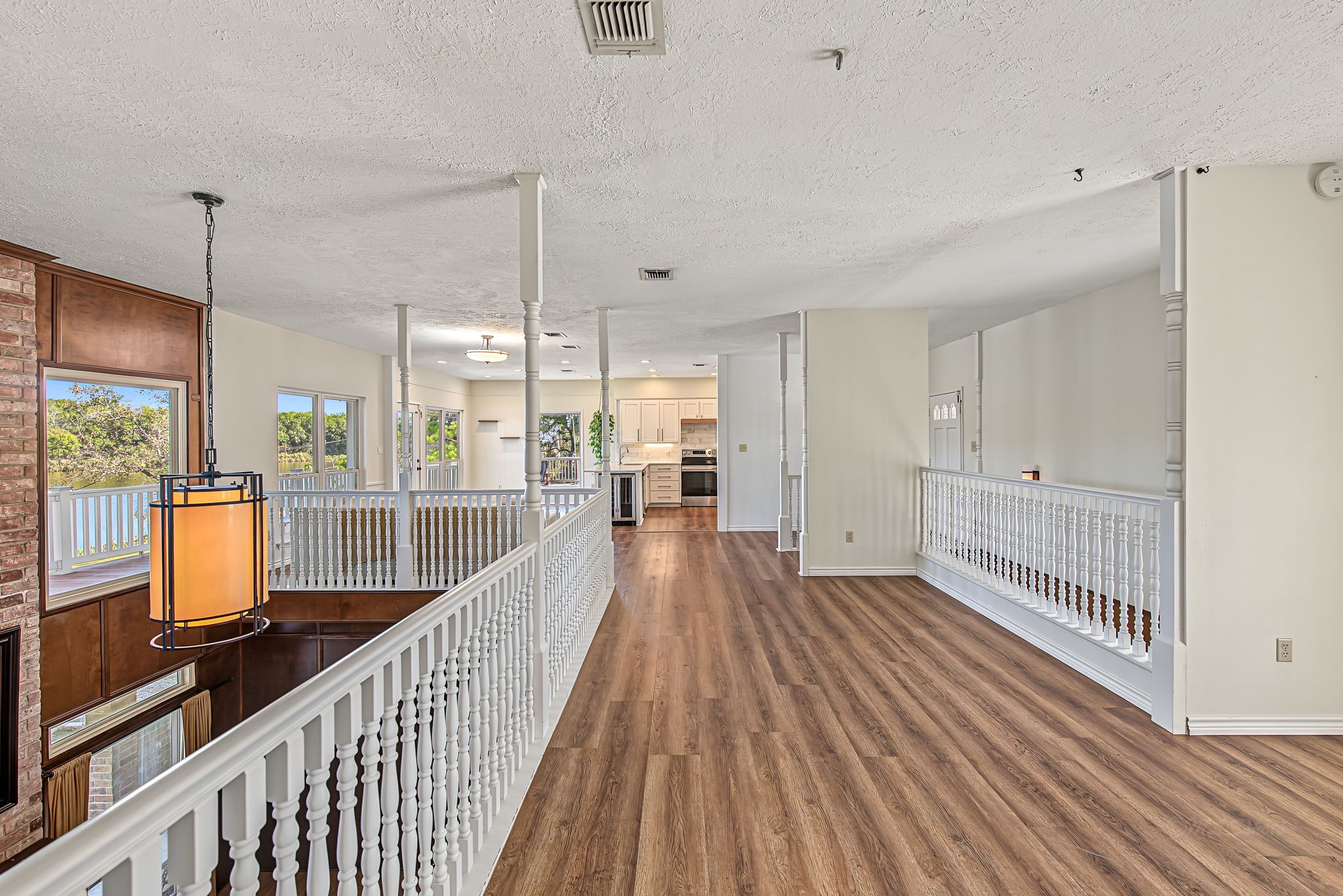509 Brook Hollow Drive, Conroe, TX 77385